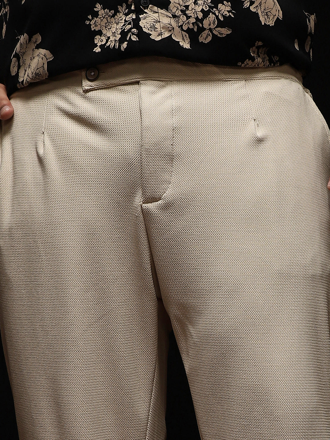 Textured Extended-Waistband Trousers - Image 7