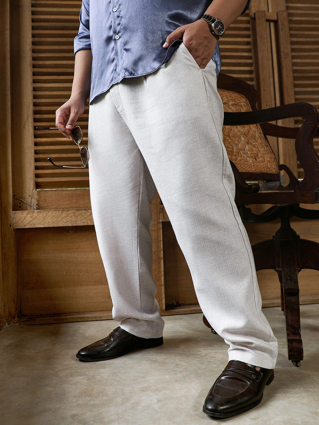 Textured-Woven Cigrette Trousers - Image 19