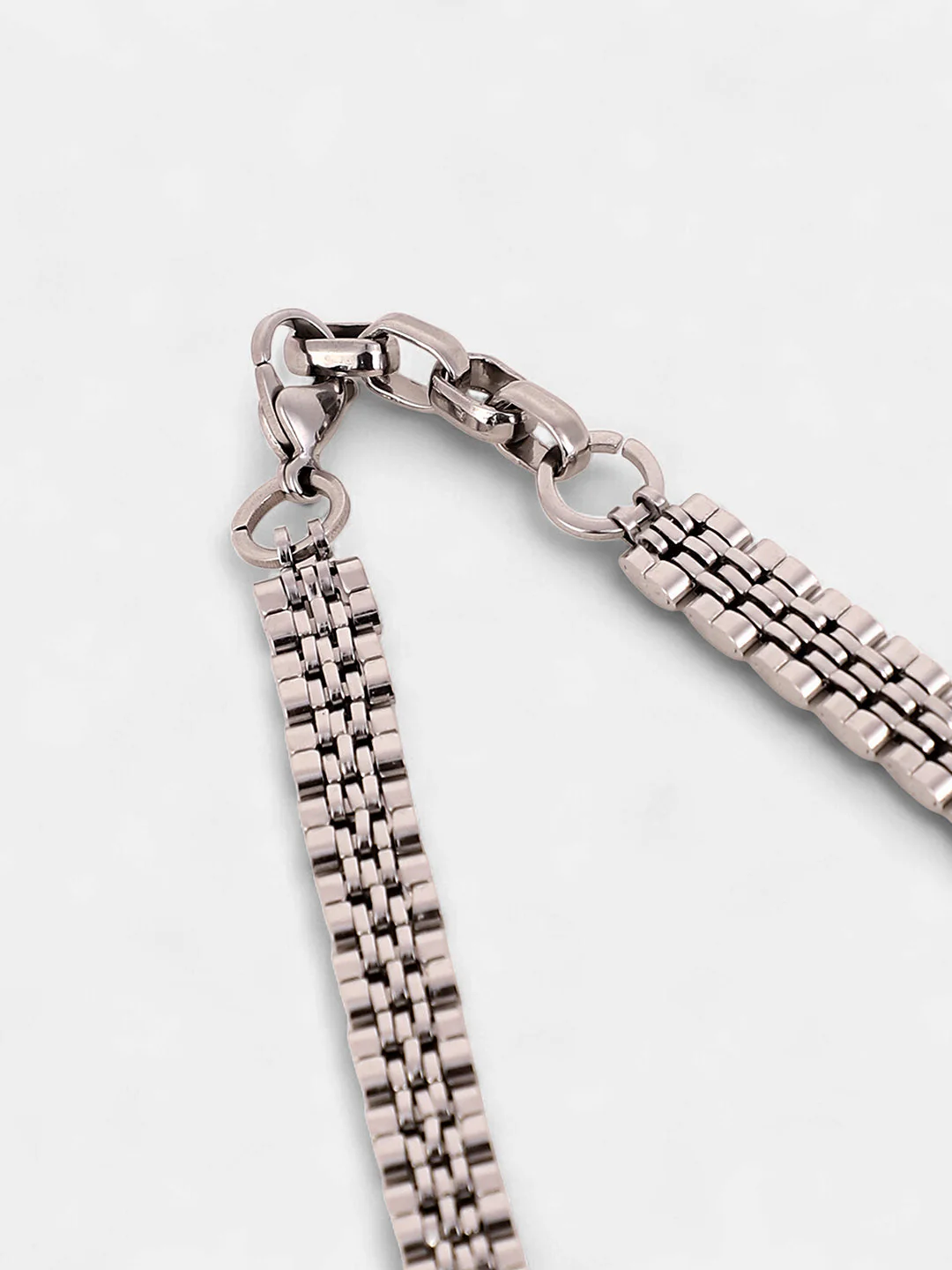 The Five-H-Link Chain Necklace - Image 6