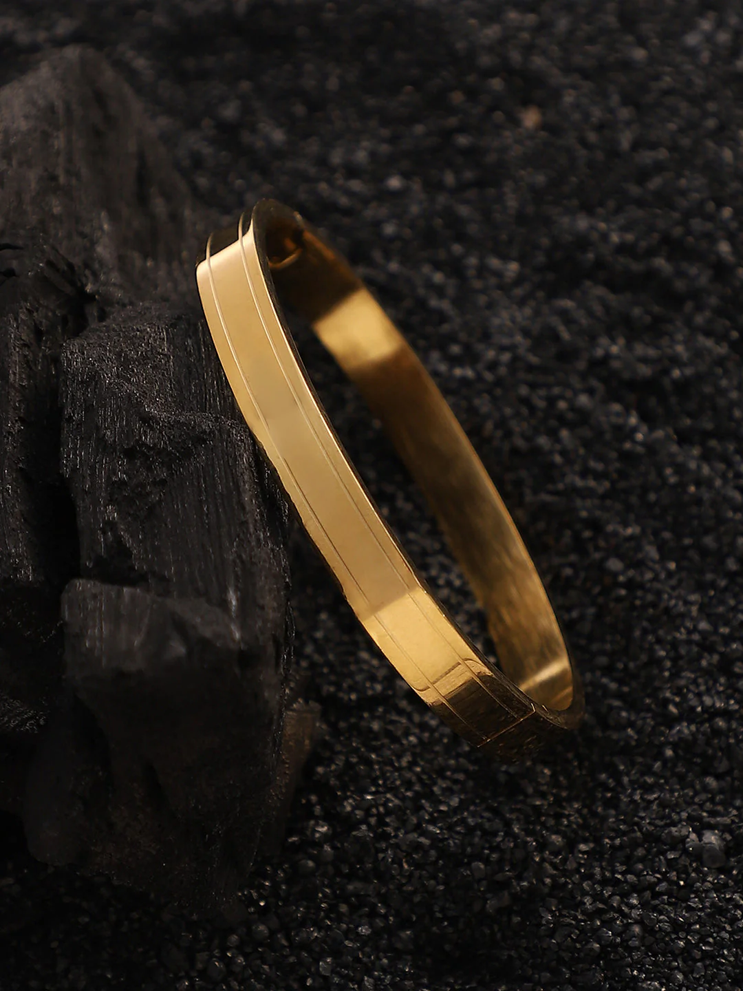 The Halo-Lined Bangle Bracelet - Image 9