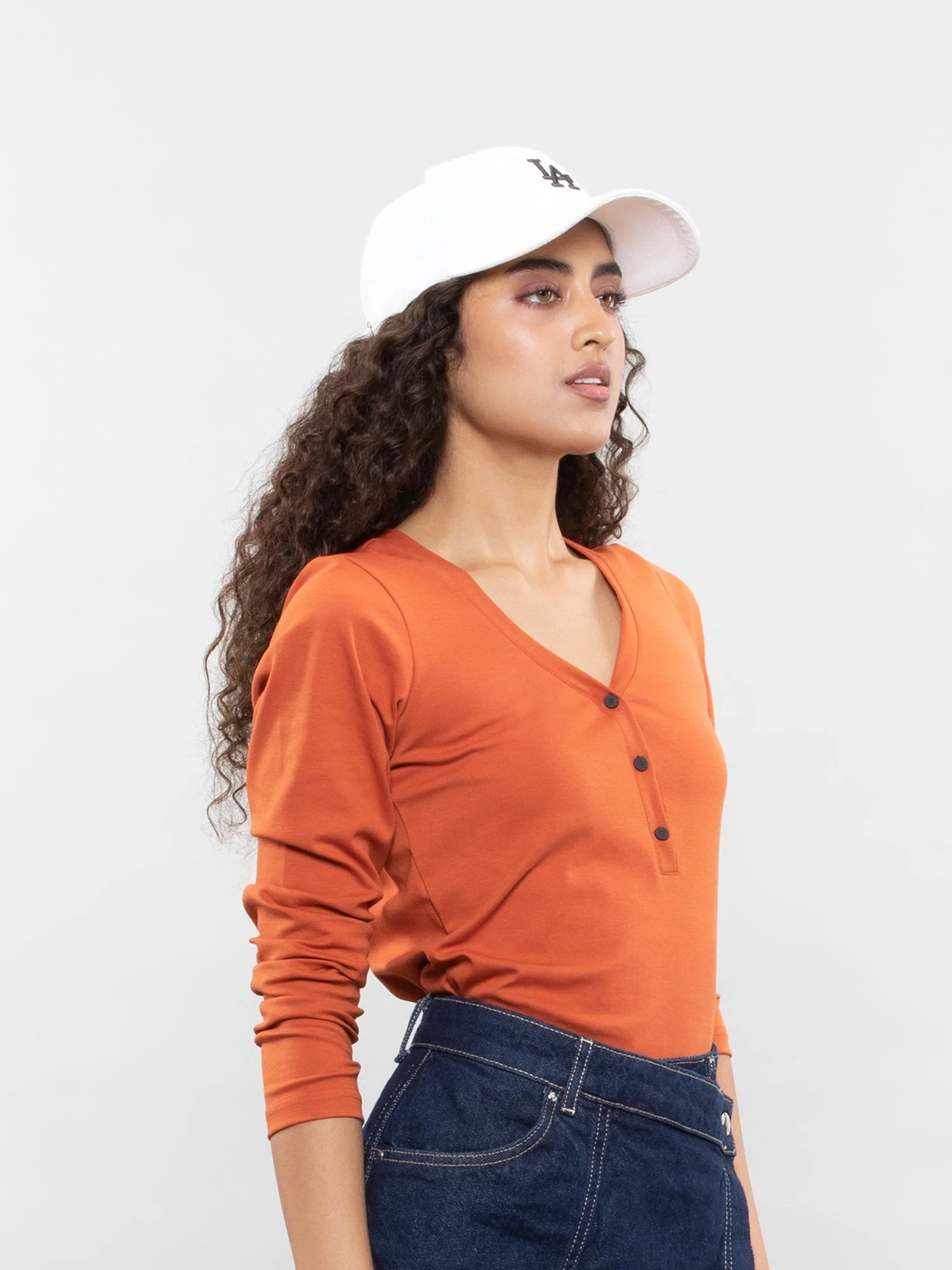 The henley tee - Image 13