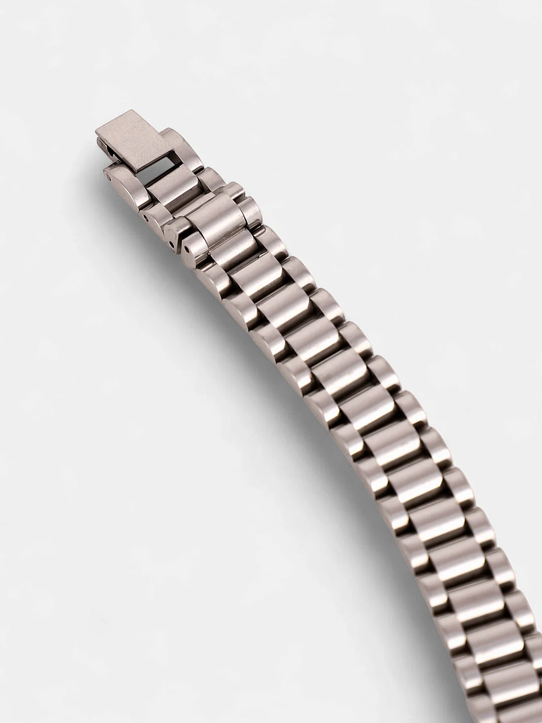 The Three-Link Chain Bracelet - Image 5