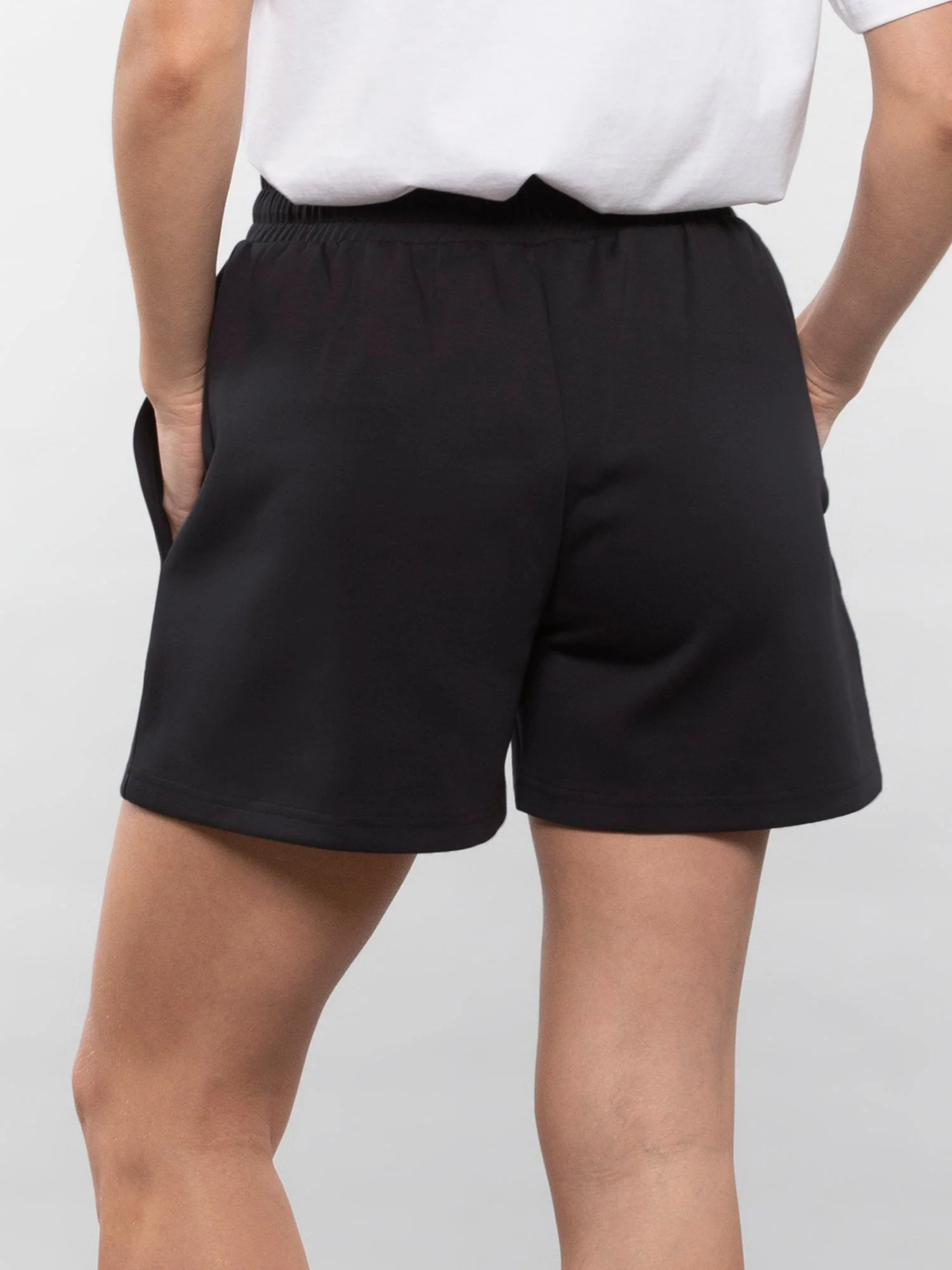Three pocket sweatshorts - Image 11