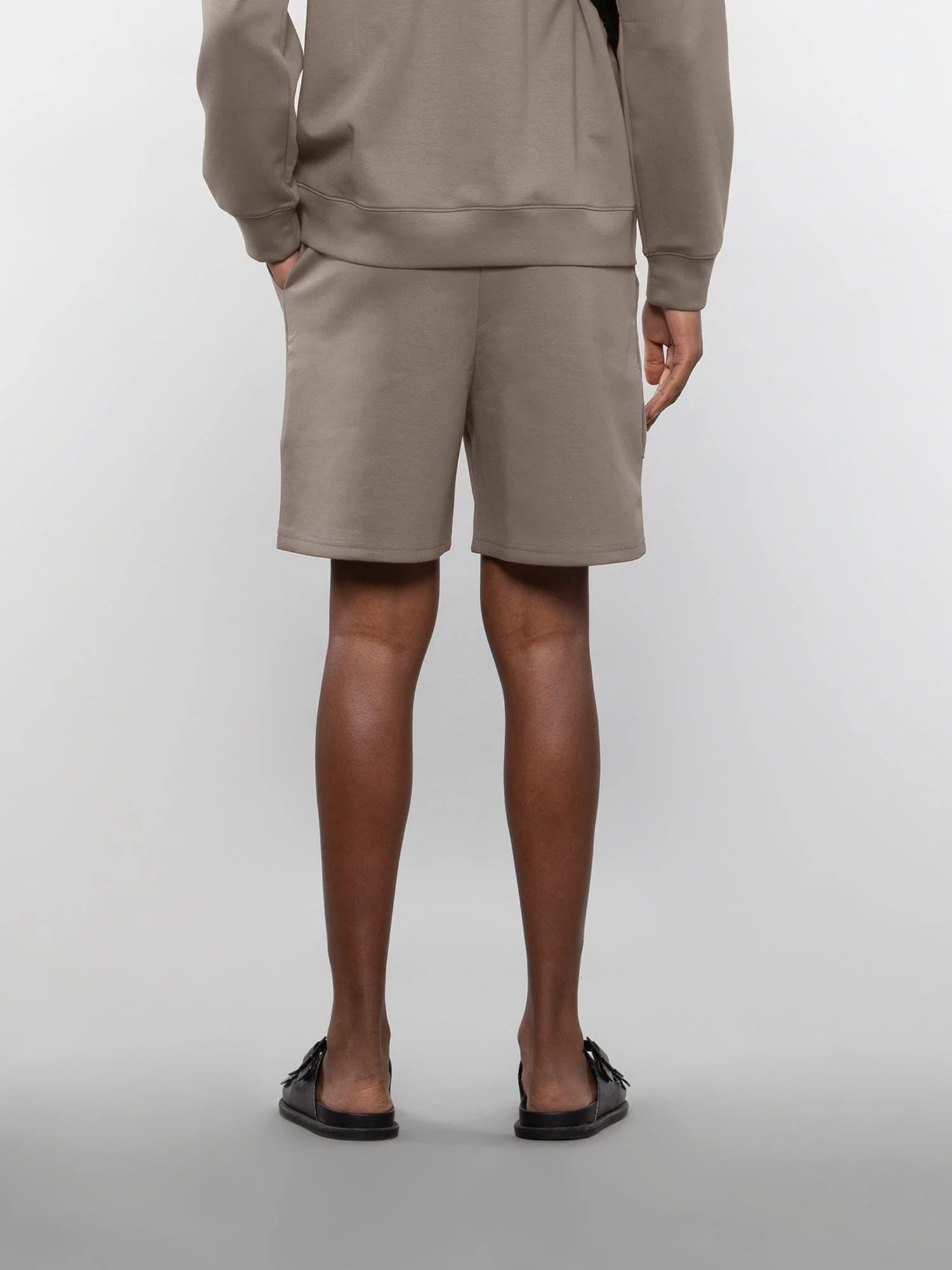 Three pocket sweatshorts - Image 20