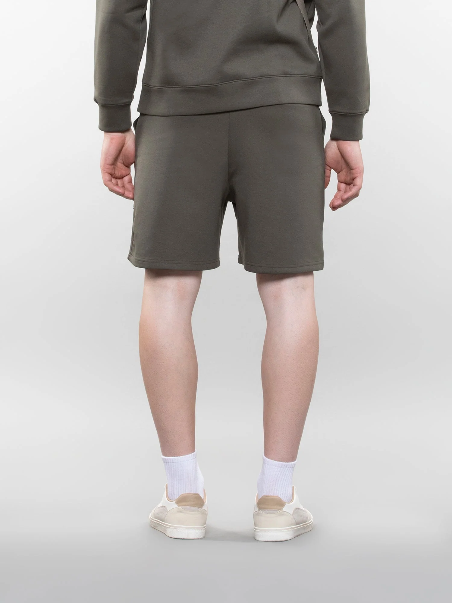 Three pocket sweatshorts - Image 25