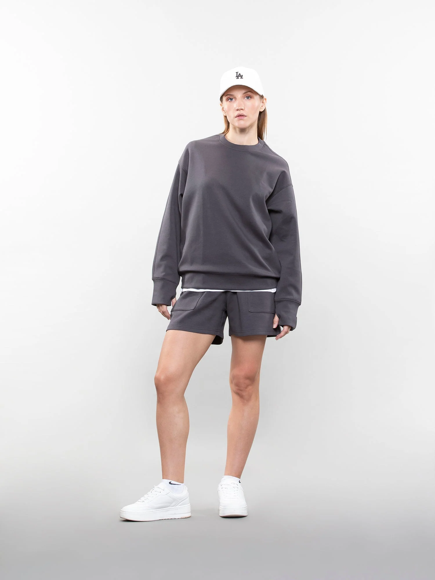 Three pocket sweatshorts - Image 35
