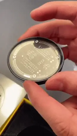Transparent Magnetic Wireless Charger for iPhone - Image 3
