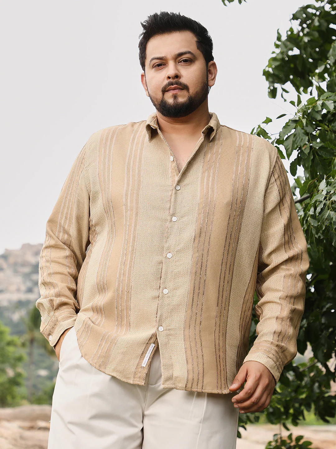 Unbalanced-Striped Jacquard Shirt - Image 2