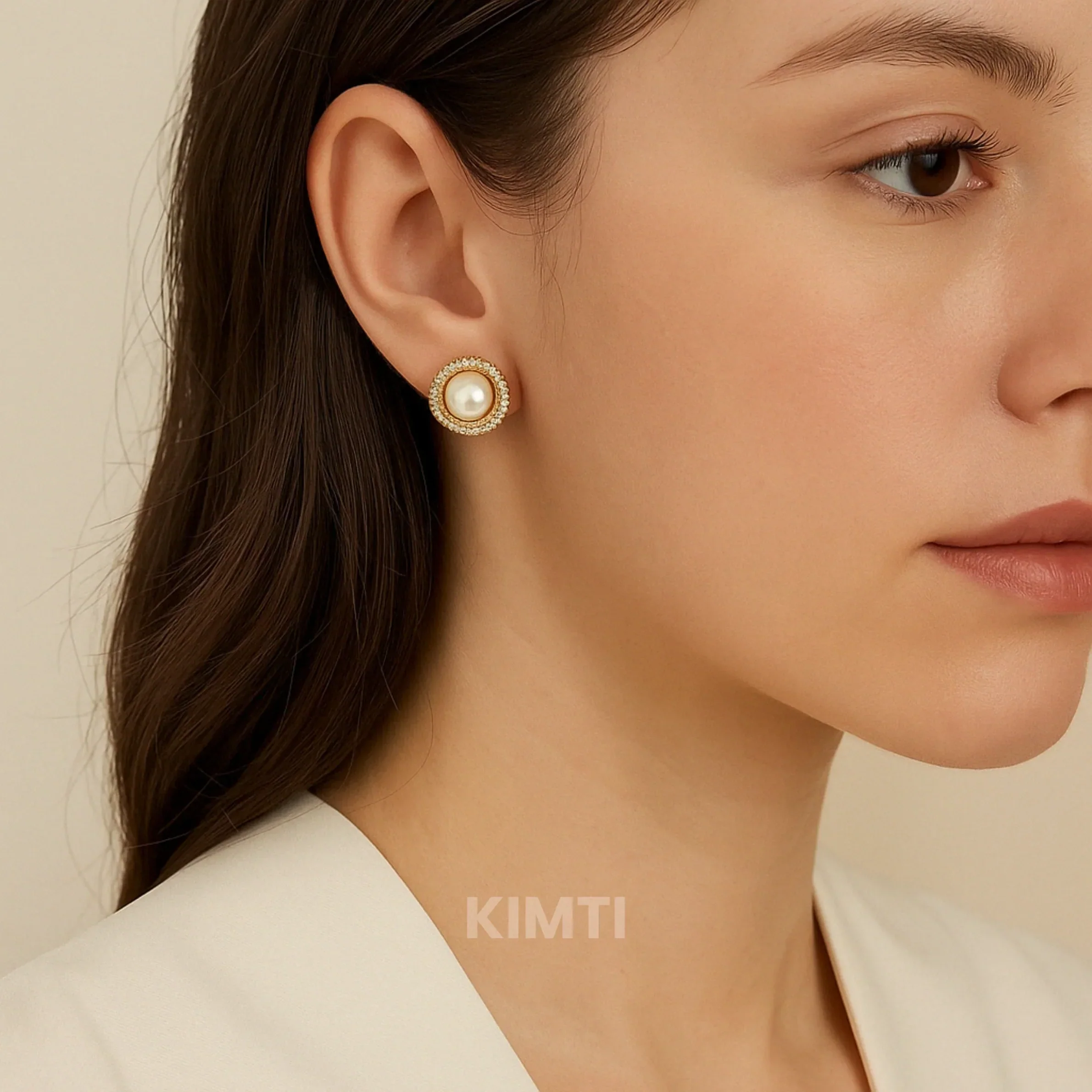 Uplifting Glow White Stud Earring - Image 2