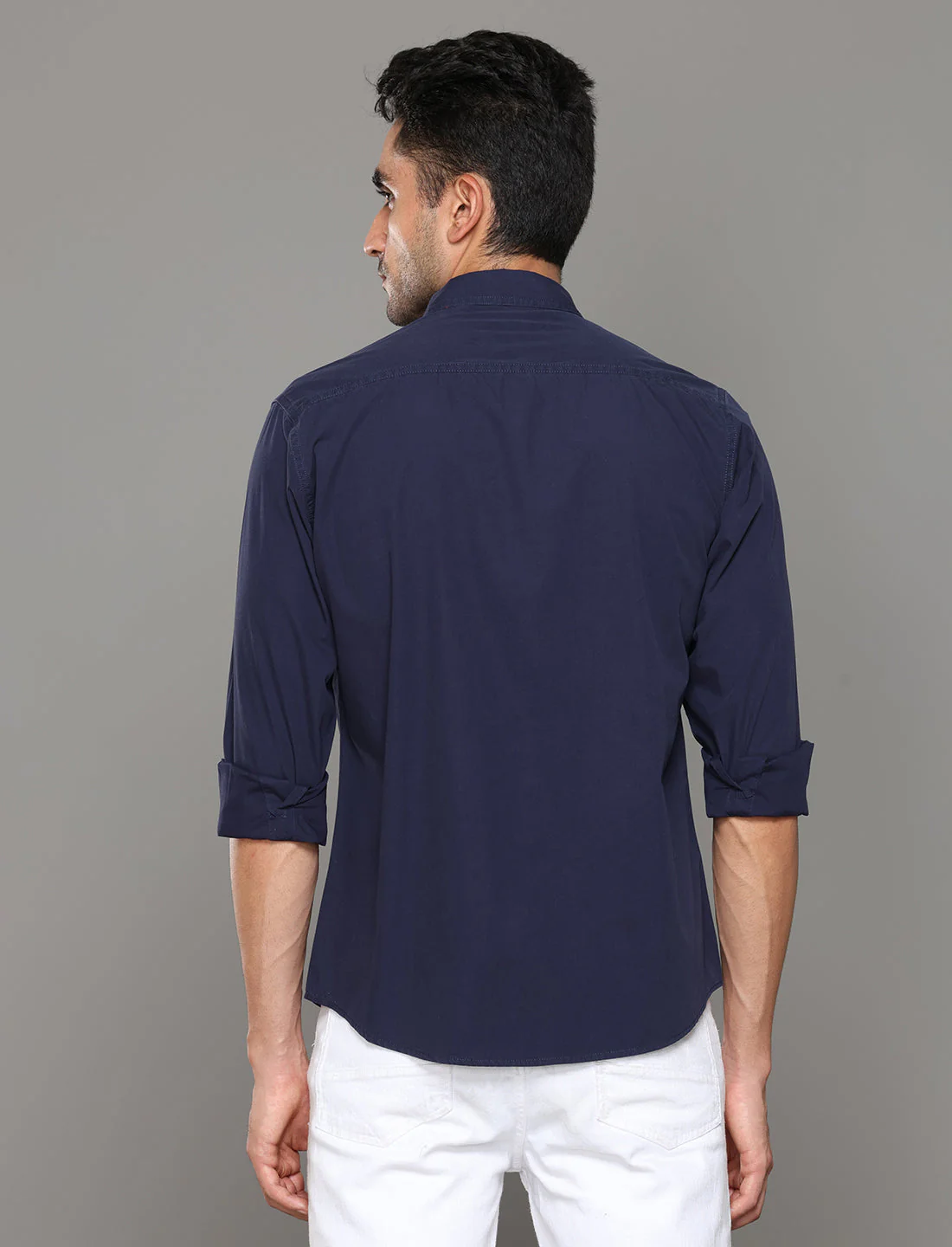 Uri Blue Solid Regular Fit Cotton Casual Shirt - Image 4
