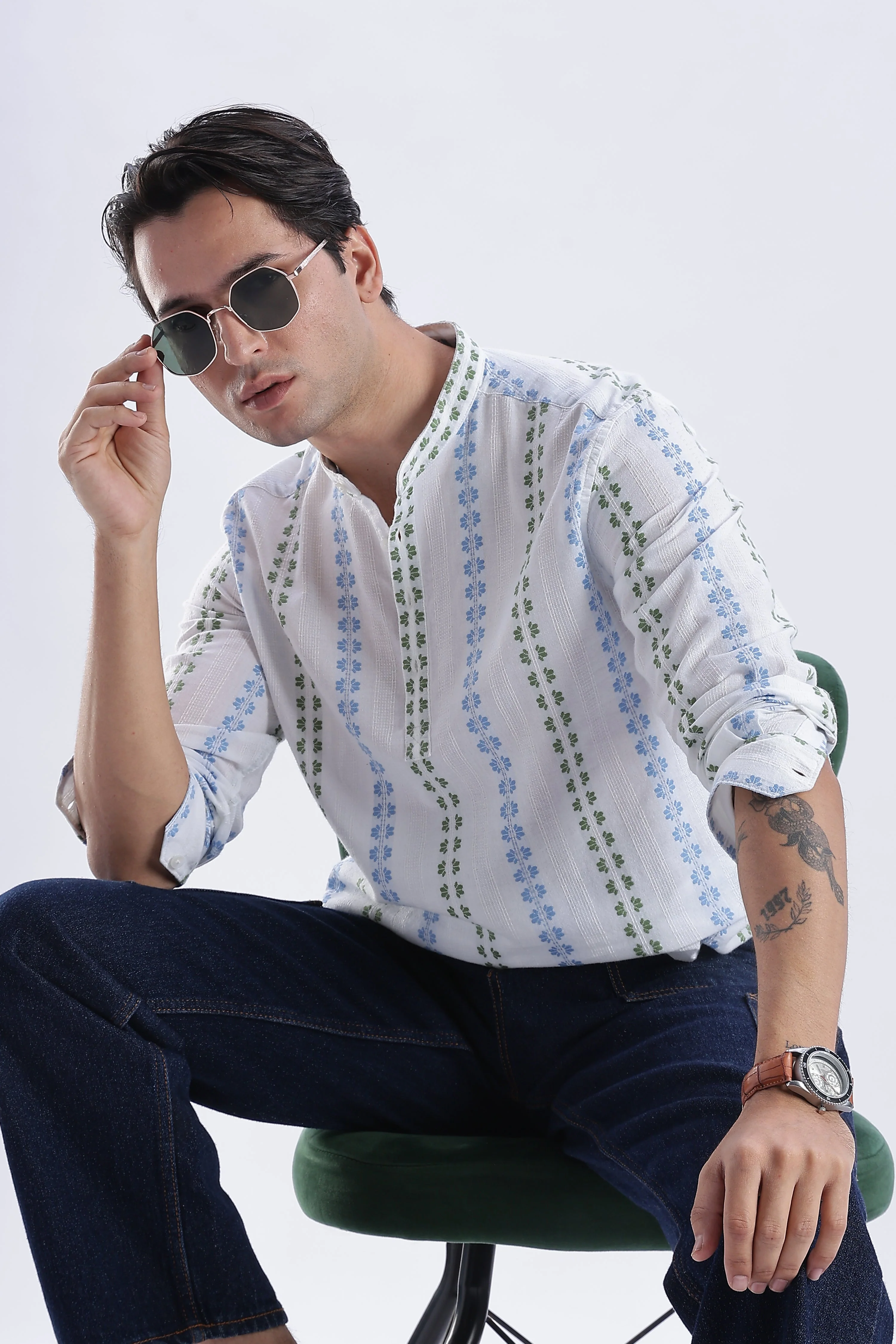 Uri Ice White Dobby Motif Short Kurta - Image 6