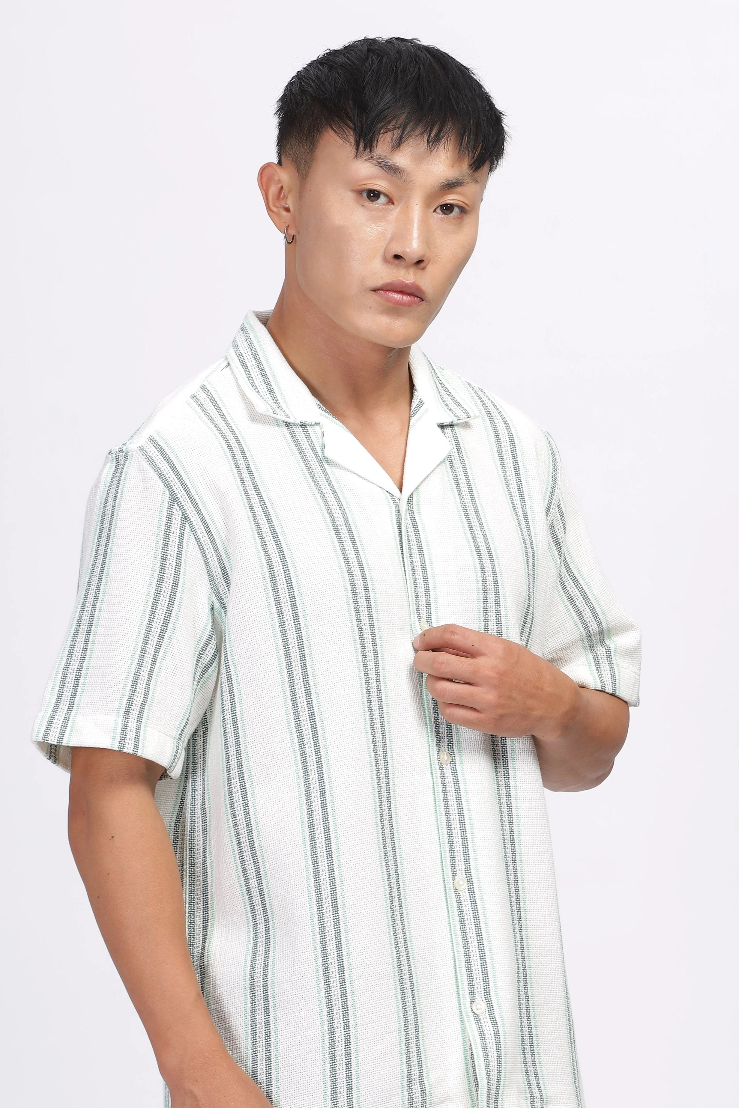 Uri Off White Cuban Collar Matte Weave Shirt - Image 3