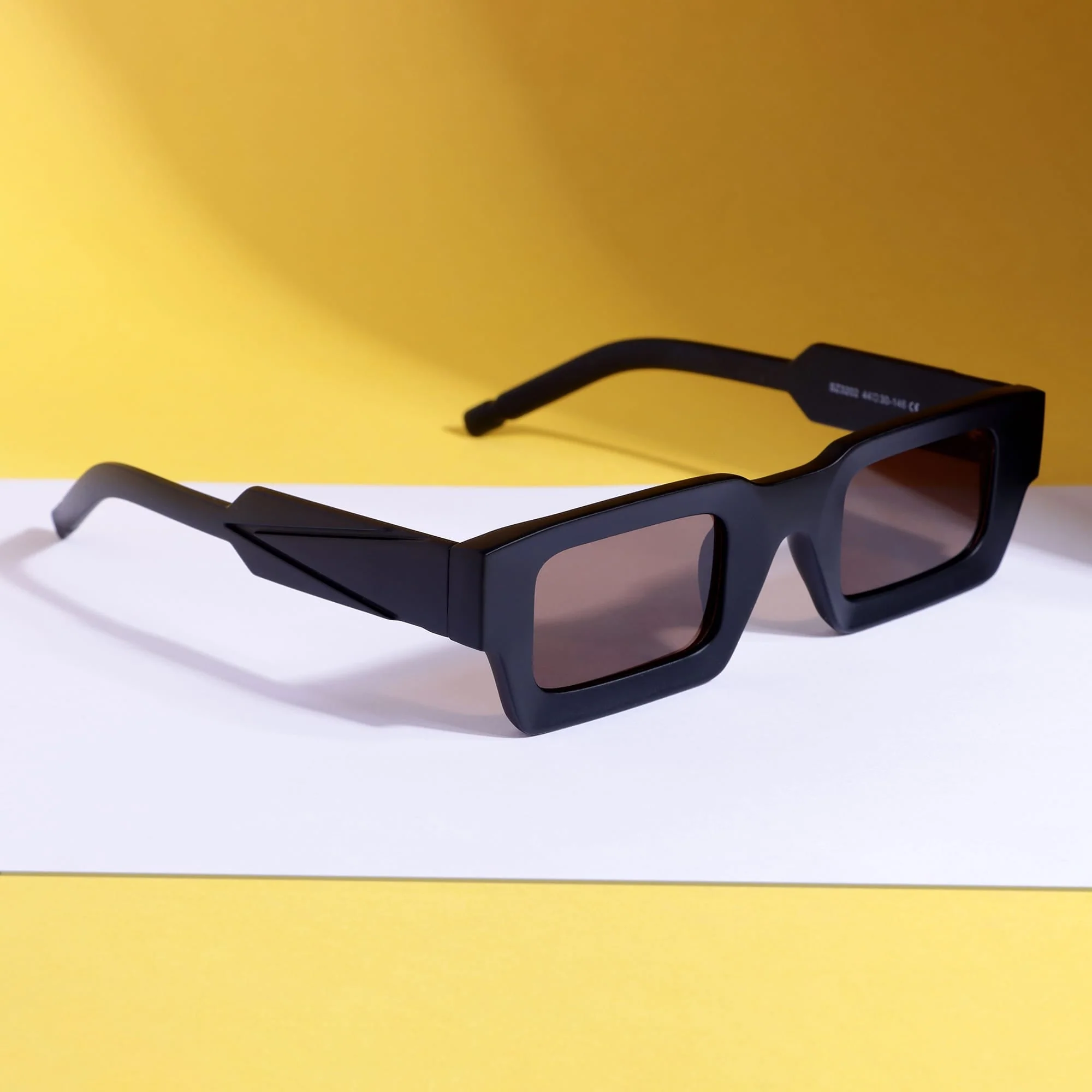 Vintage V2 Black Brown Rectangle Sunglasses - Image 7