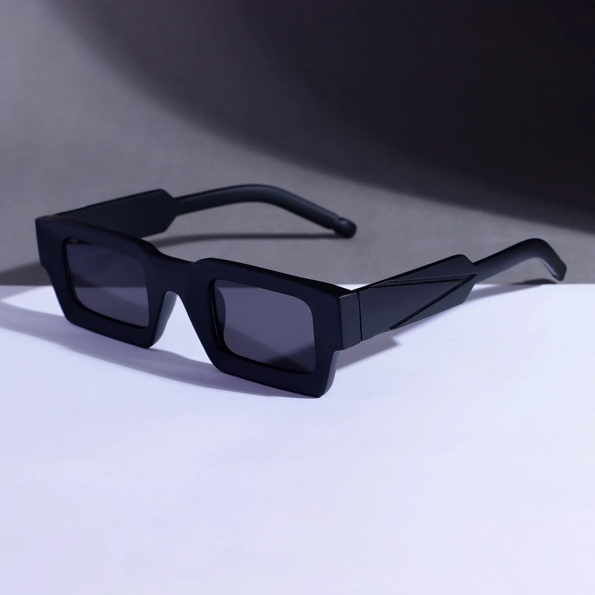 Vintage V2 Full Black Rectangle Sunglasses - Image 5