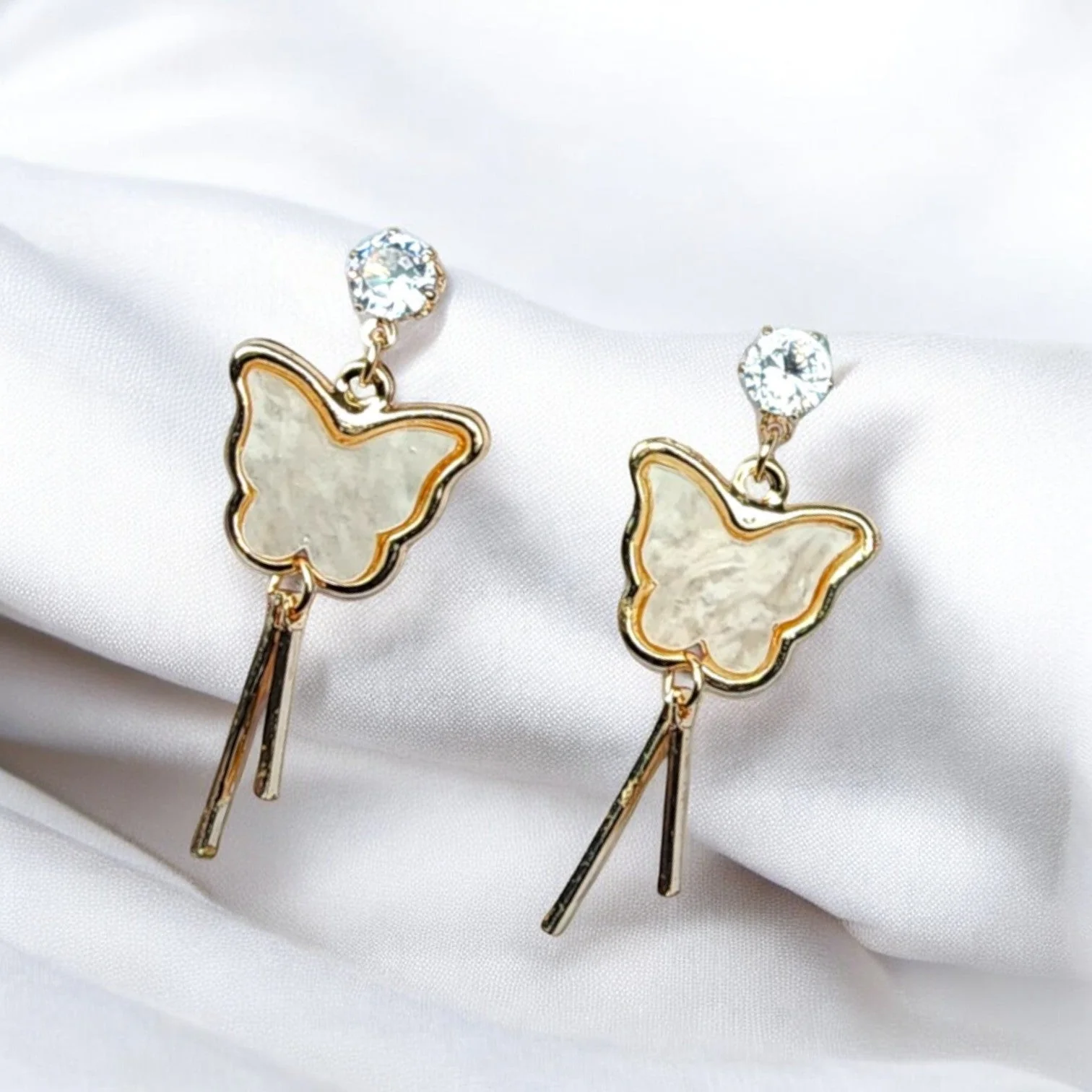 White Butterfly Dangler Drop Earring - Image 3