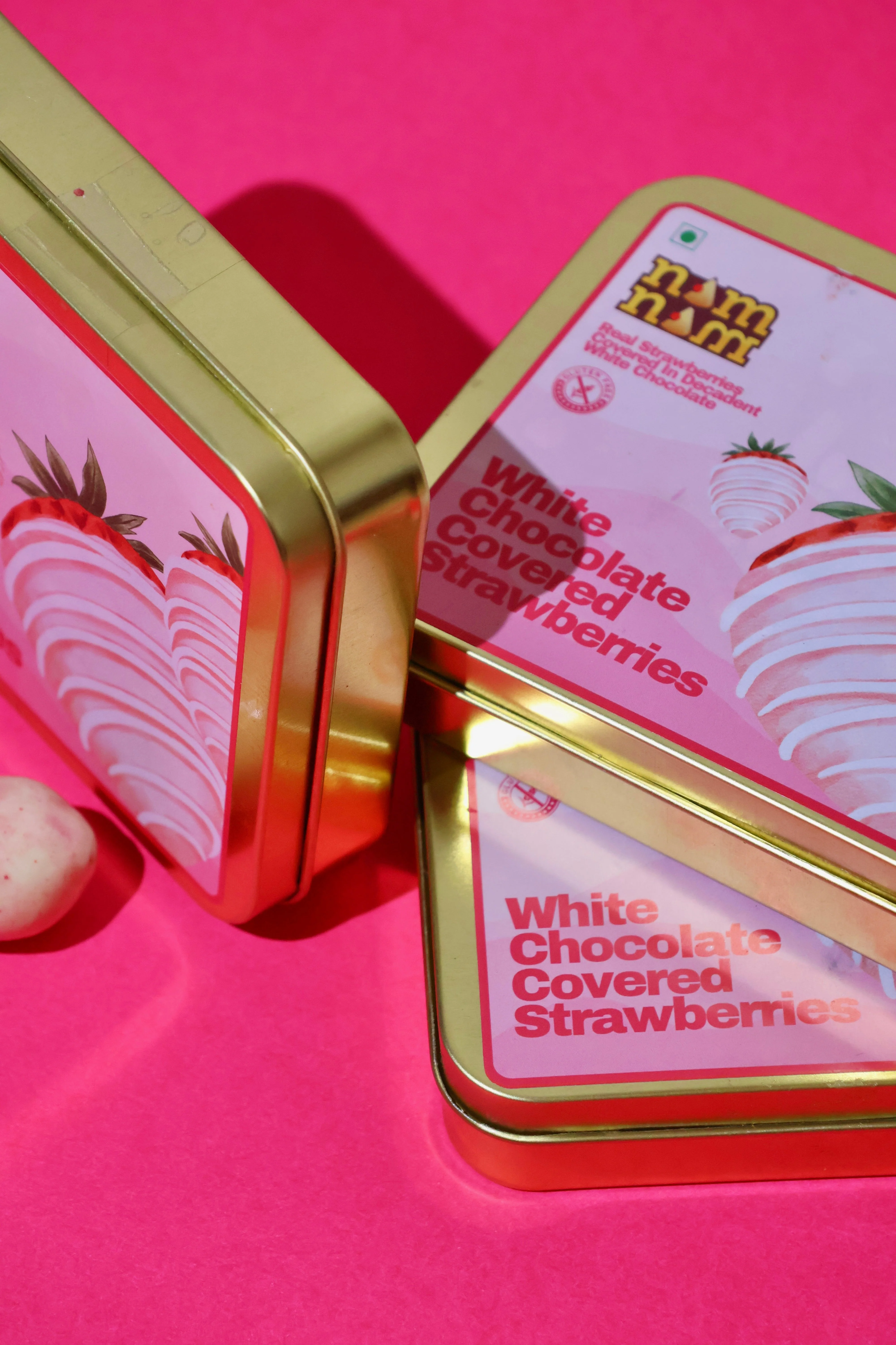 White Chocolate Covered Strawberries – Dipped in Belgian Couverture - Image 7