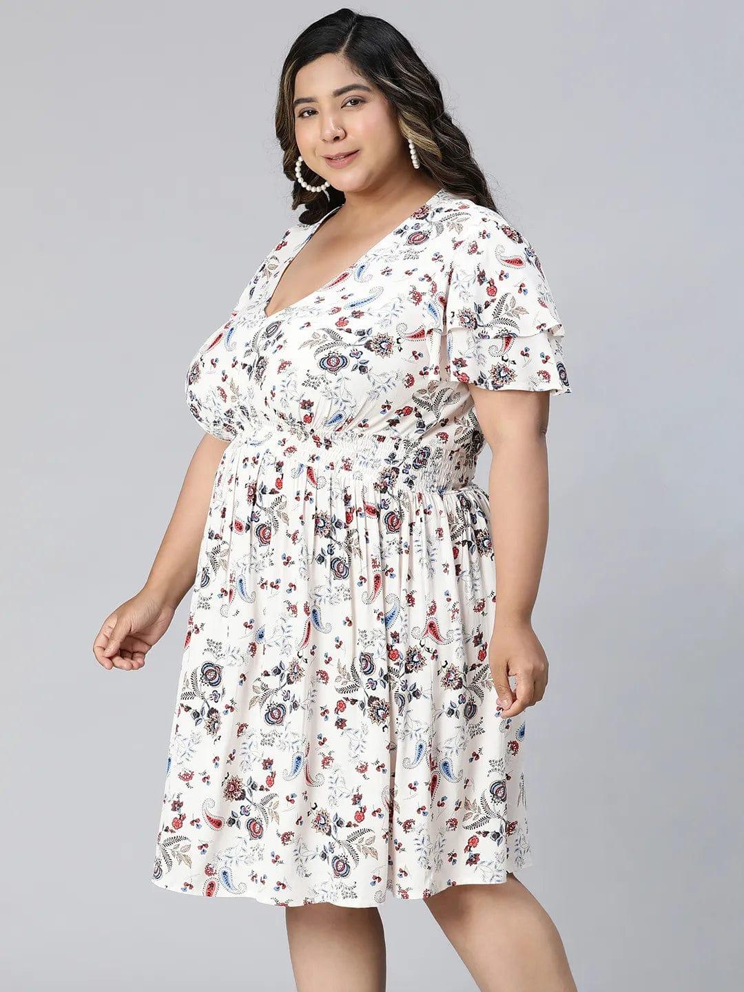 White Floral Print Short Sleeve Knee-Length Plus Size Curvy Dress - Image 3