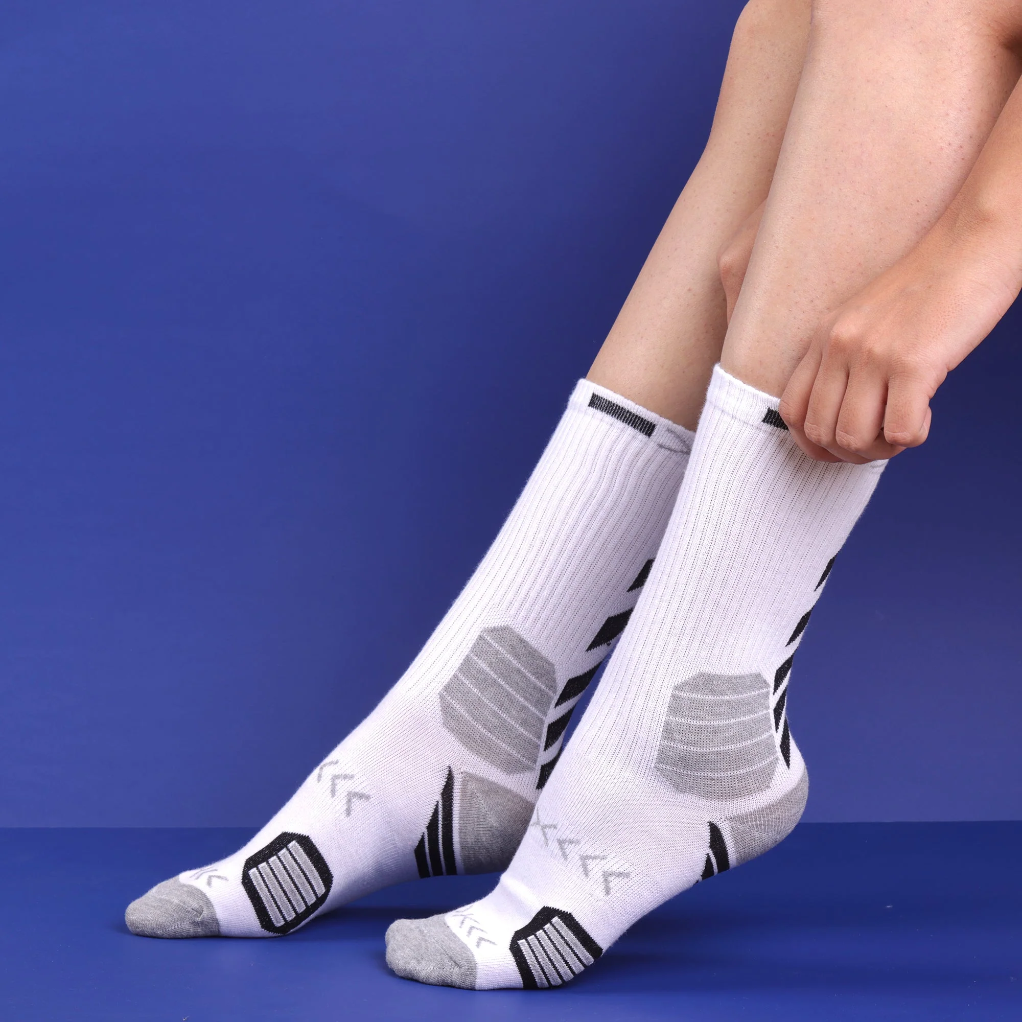 WHITE/GREY- LEVEL-UP EDITION - Image 2