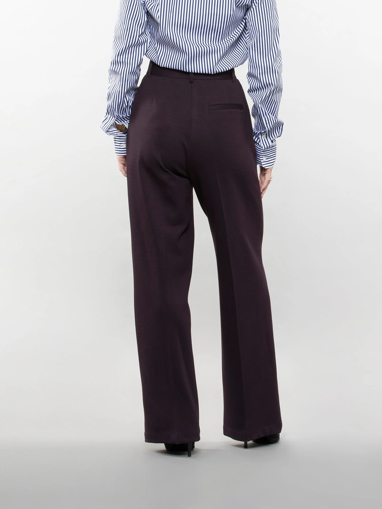 Wide-leg trouser - Image 9