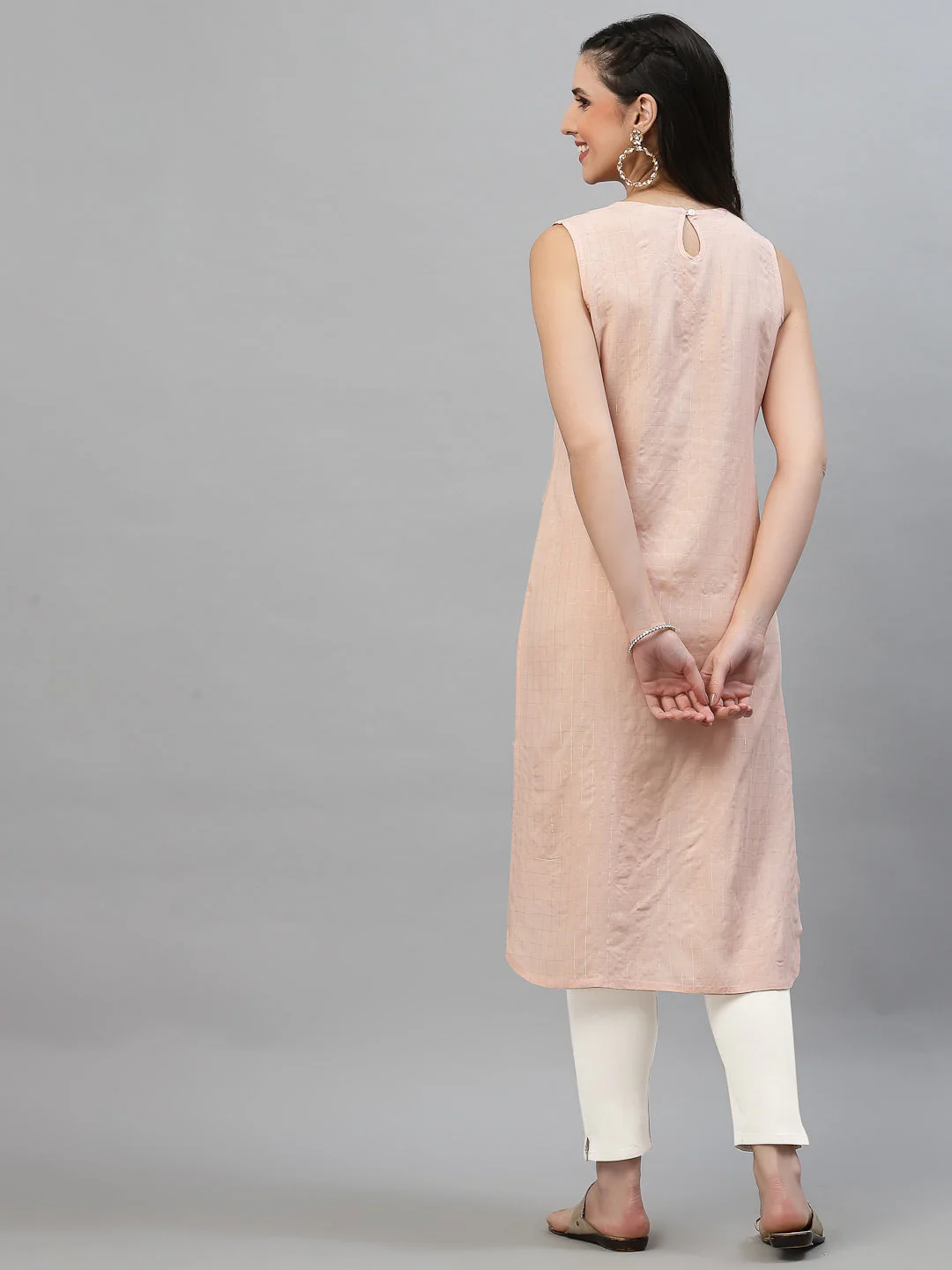 Women Baby Pink Checkered High Low Sleeveless Kurta - Image 3