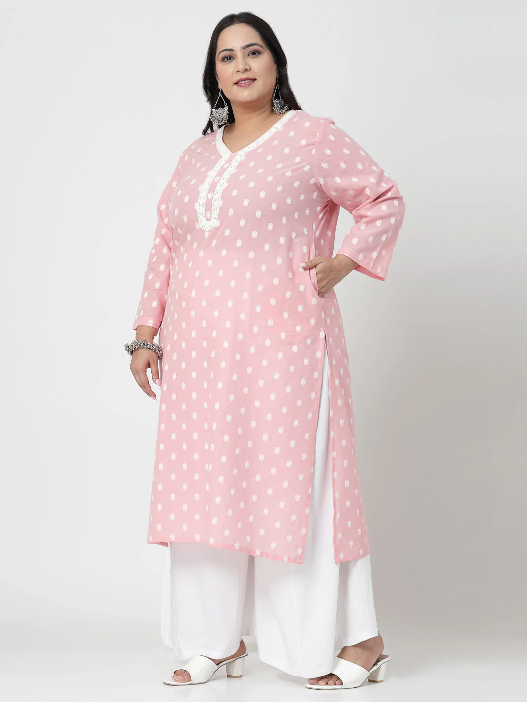 Women Baby Pink Plus Size Cotton Dobby Kurta With Lace - Image 2