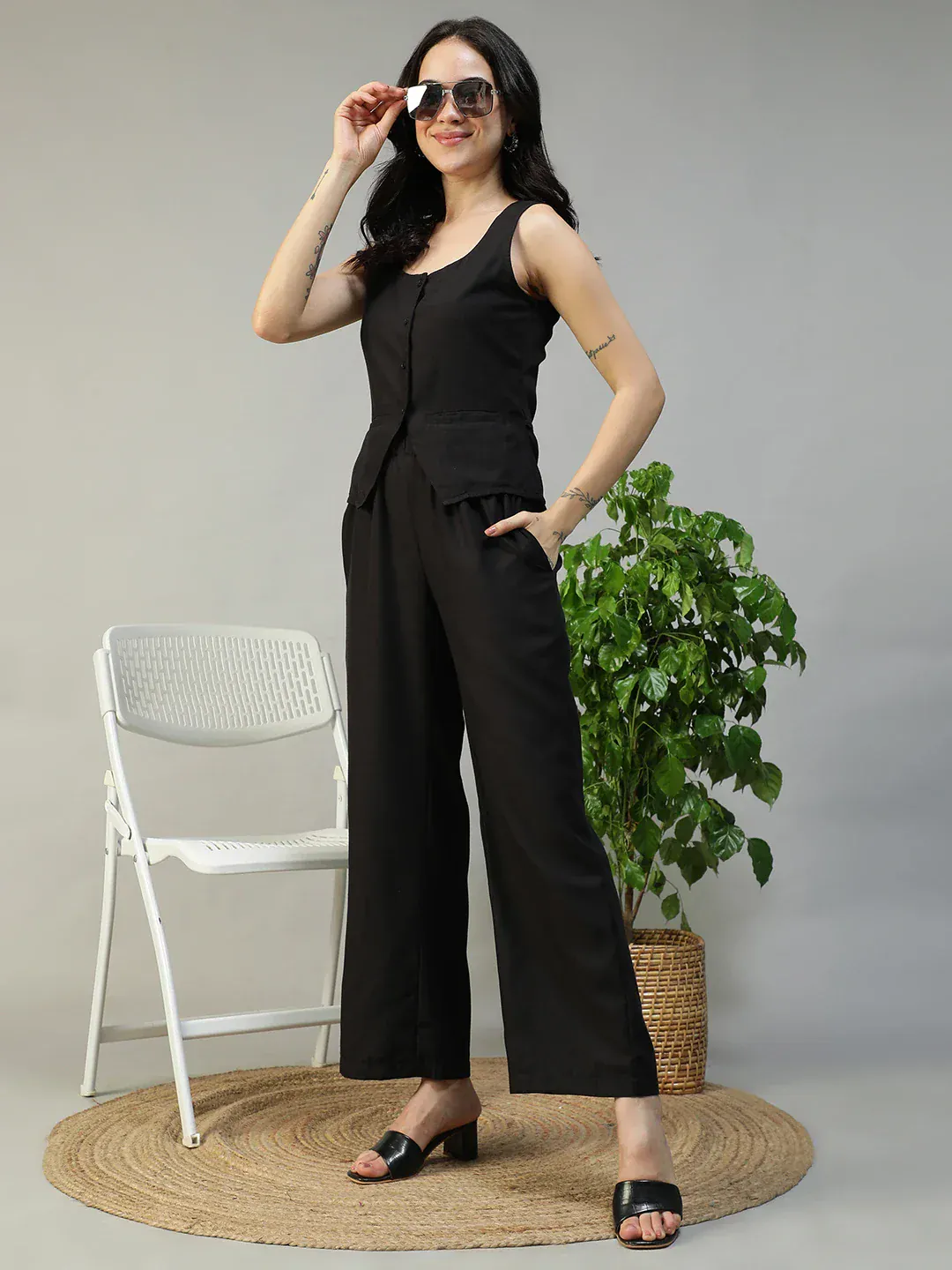 Women Black Button Down Sleeveless Top With Back Tie-Up Belt - Image 3