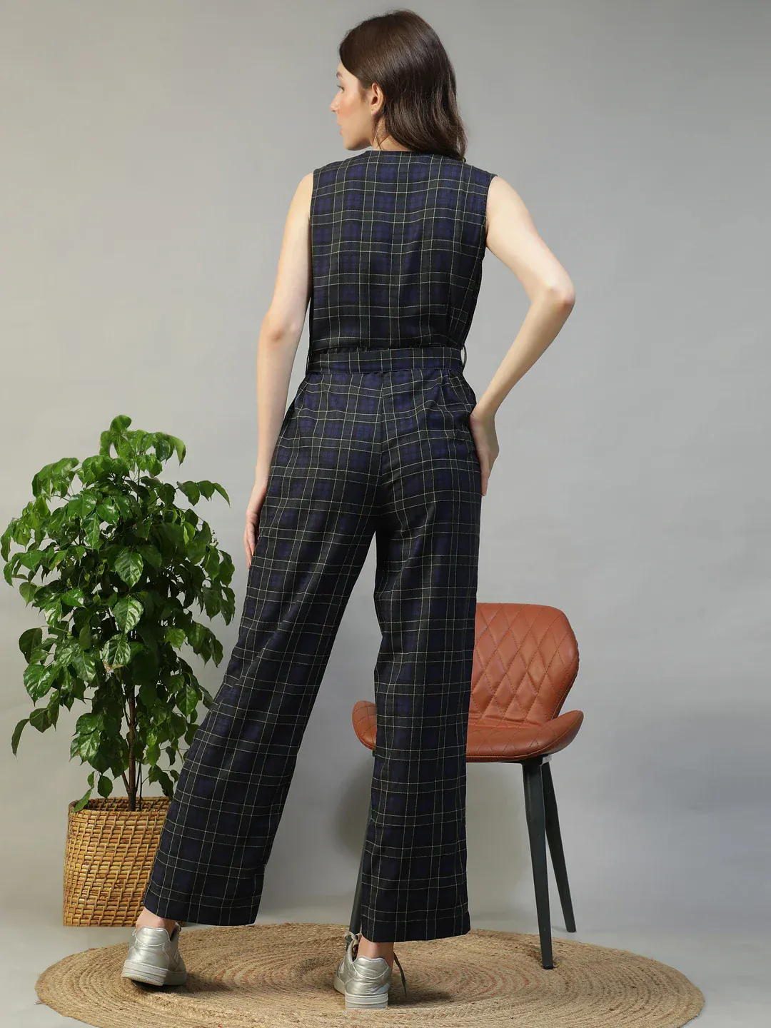 Women Black Check Print Jumpsuit with Belt & Pockets - Image 5