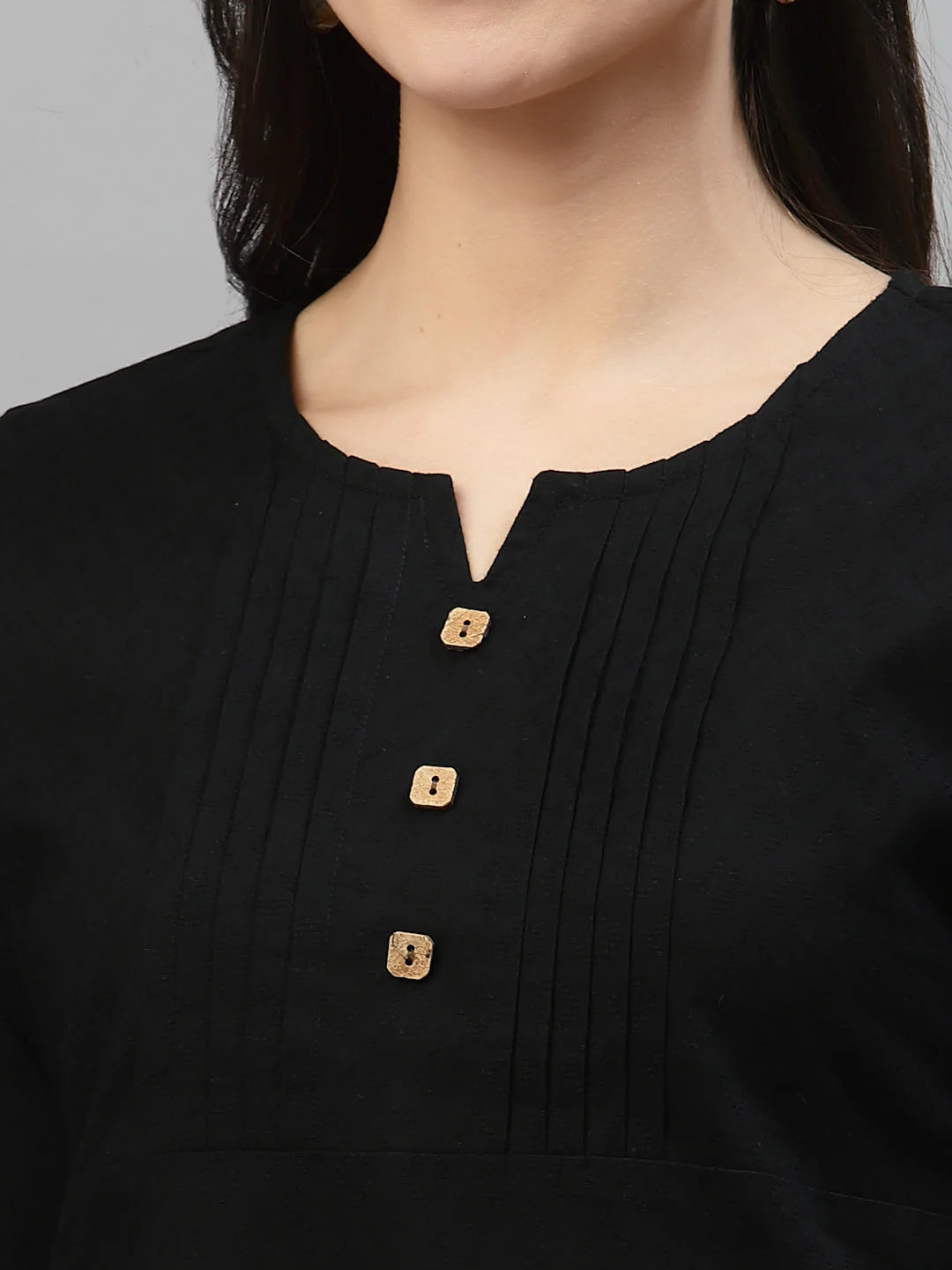 Women Black Cotton Solid Knee Length Kurta - Image 4