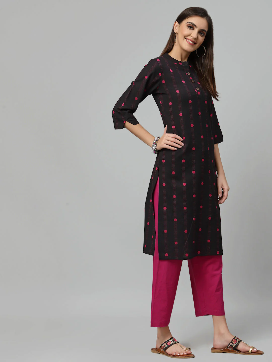 Women Black Mandrian Collar Woven Design Kurta - Image 2