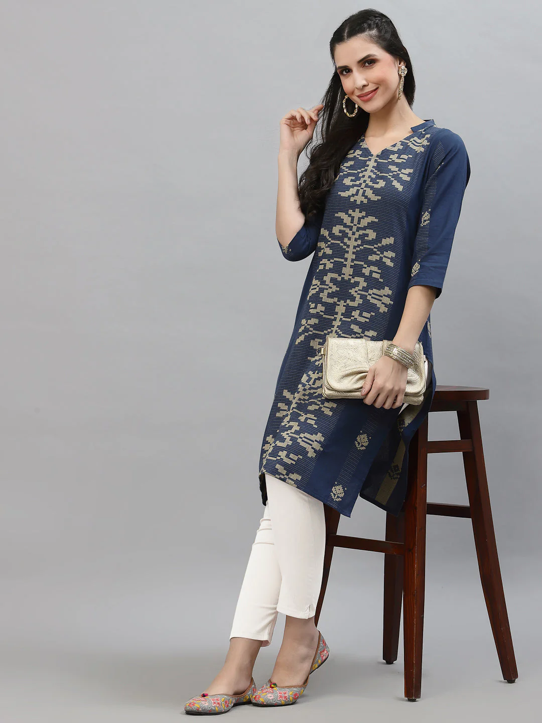 Women Blue Jacquard Woven Design Straight Kurta With Styled Back - Image 4