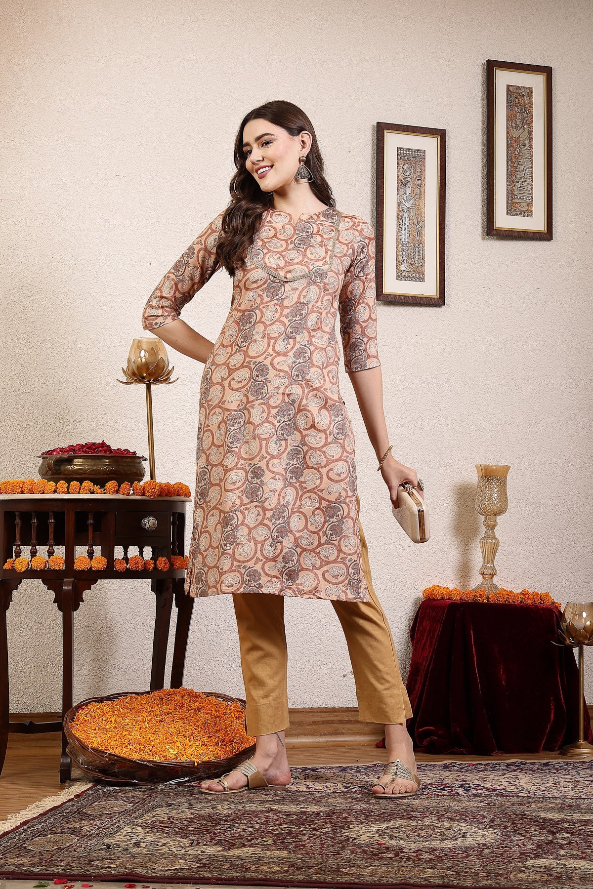Women Brown Printed Straight Kurta - Image 3