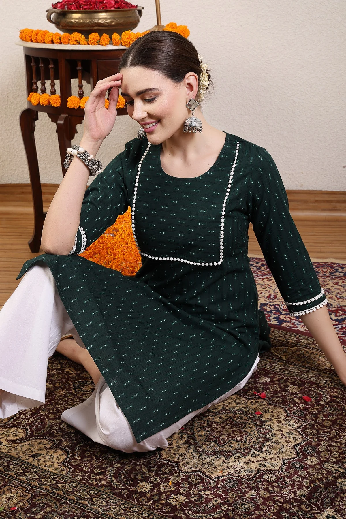 Women Dark Green Cotton Dobby Kurta - Image 4
