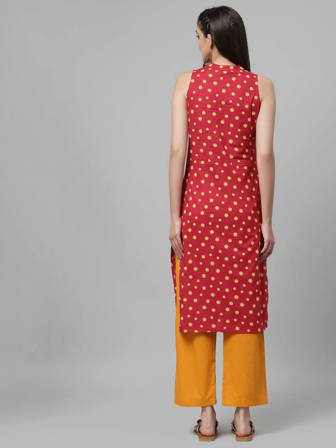 Women Dark Pink Cotton Sleeveless Kurta - Image 3