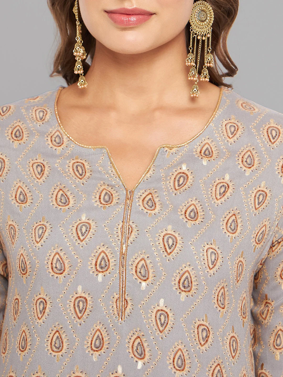 Women Grey Ethnic Motifs Printed Kurta With Piping - Image 7