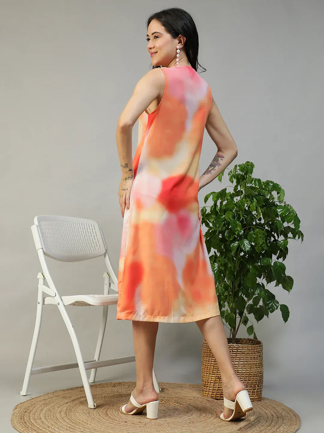 Women Multicolor Sleeveless Button Down Knee-Length Dress - Image 6