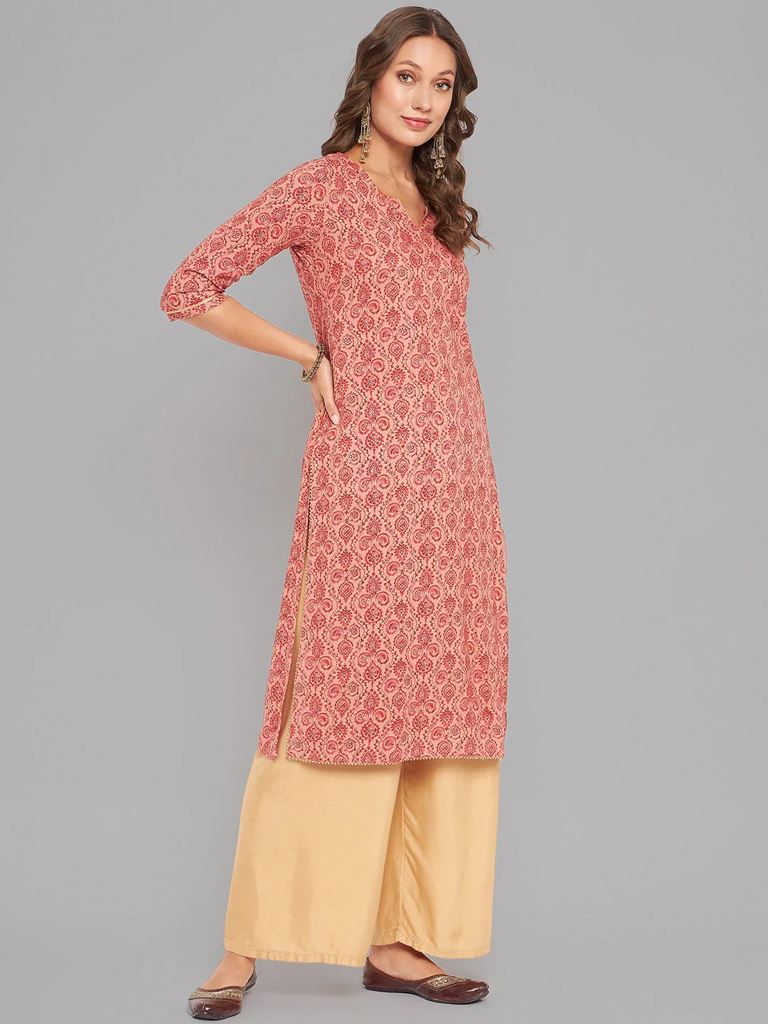Women Pink Kurta With Lace - Image 9