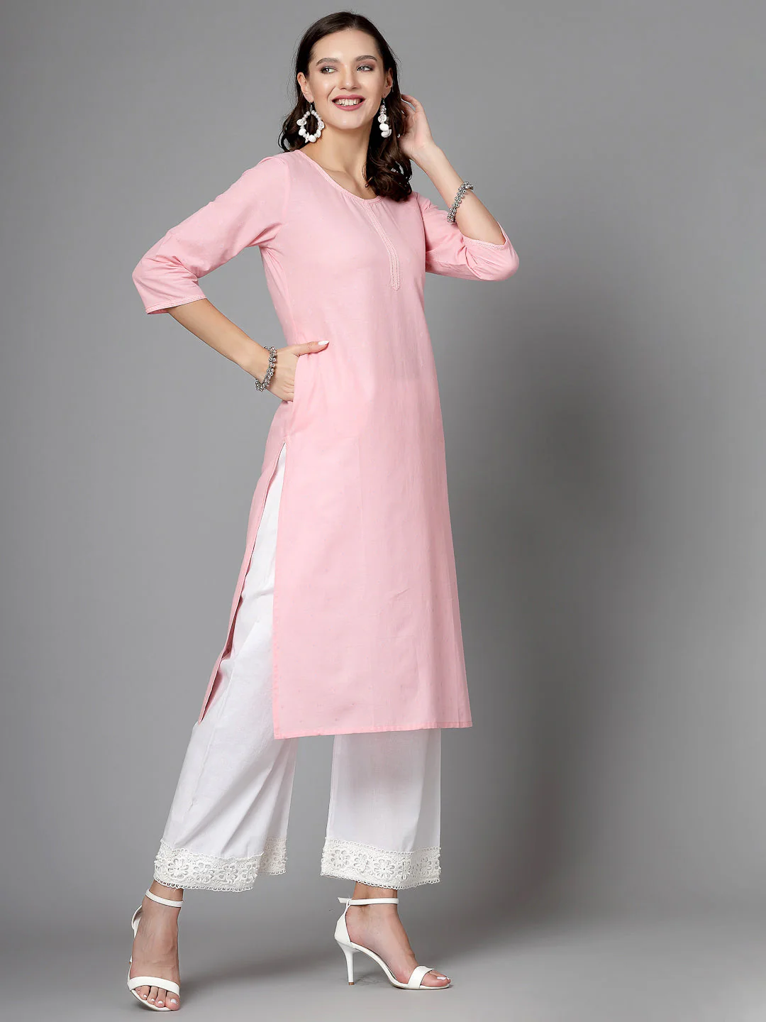 Women Pink Swiss-Dot Kurta With Lace - Image 4
