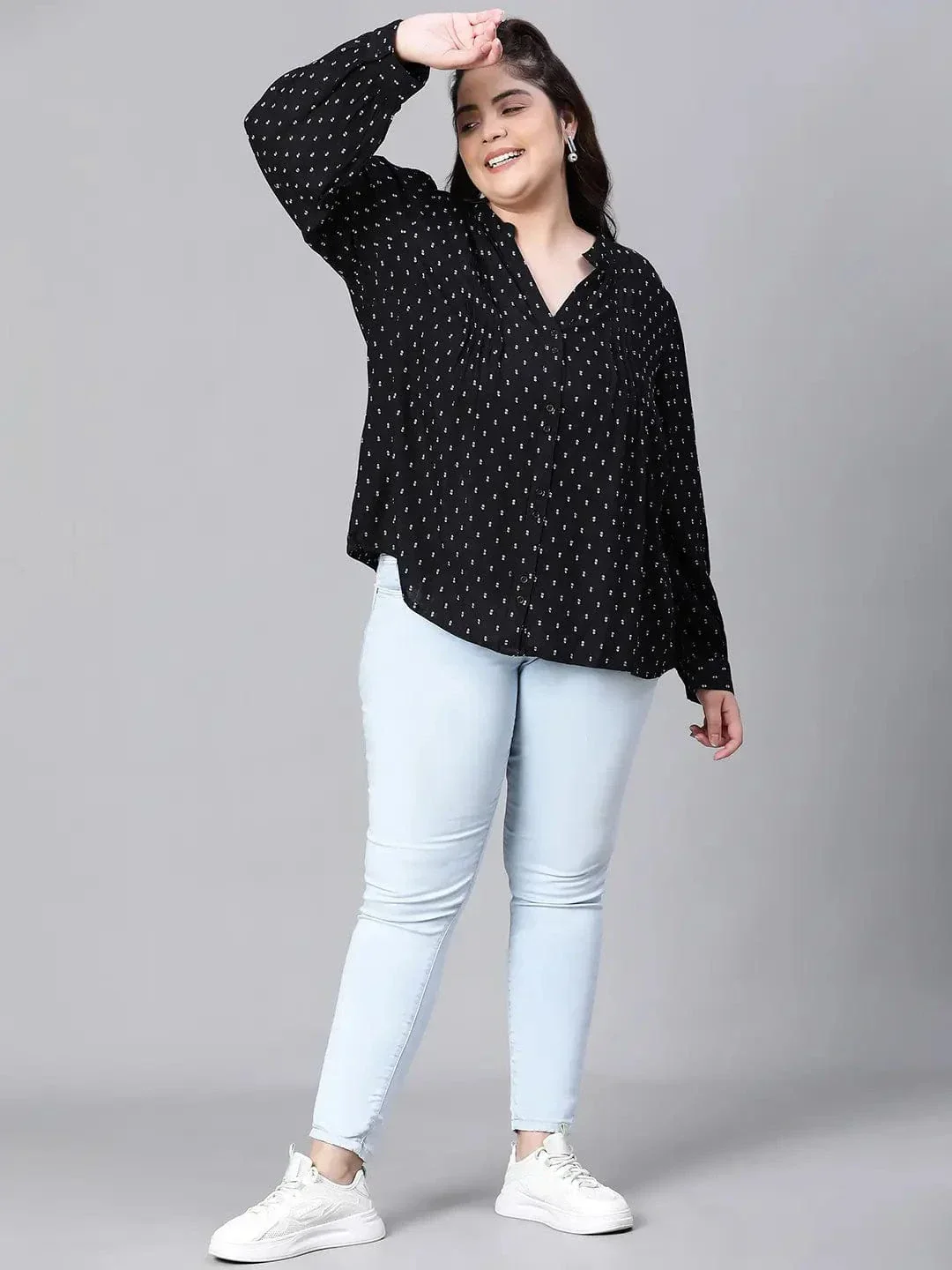 Women Plus Size Black Floral Print V-Neck Long Sleeve Top - Image 2