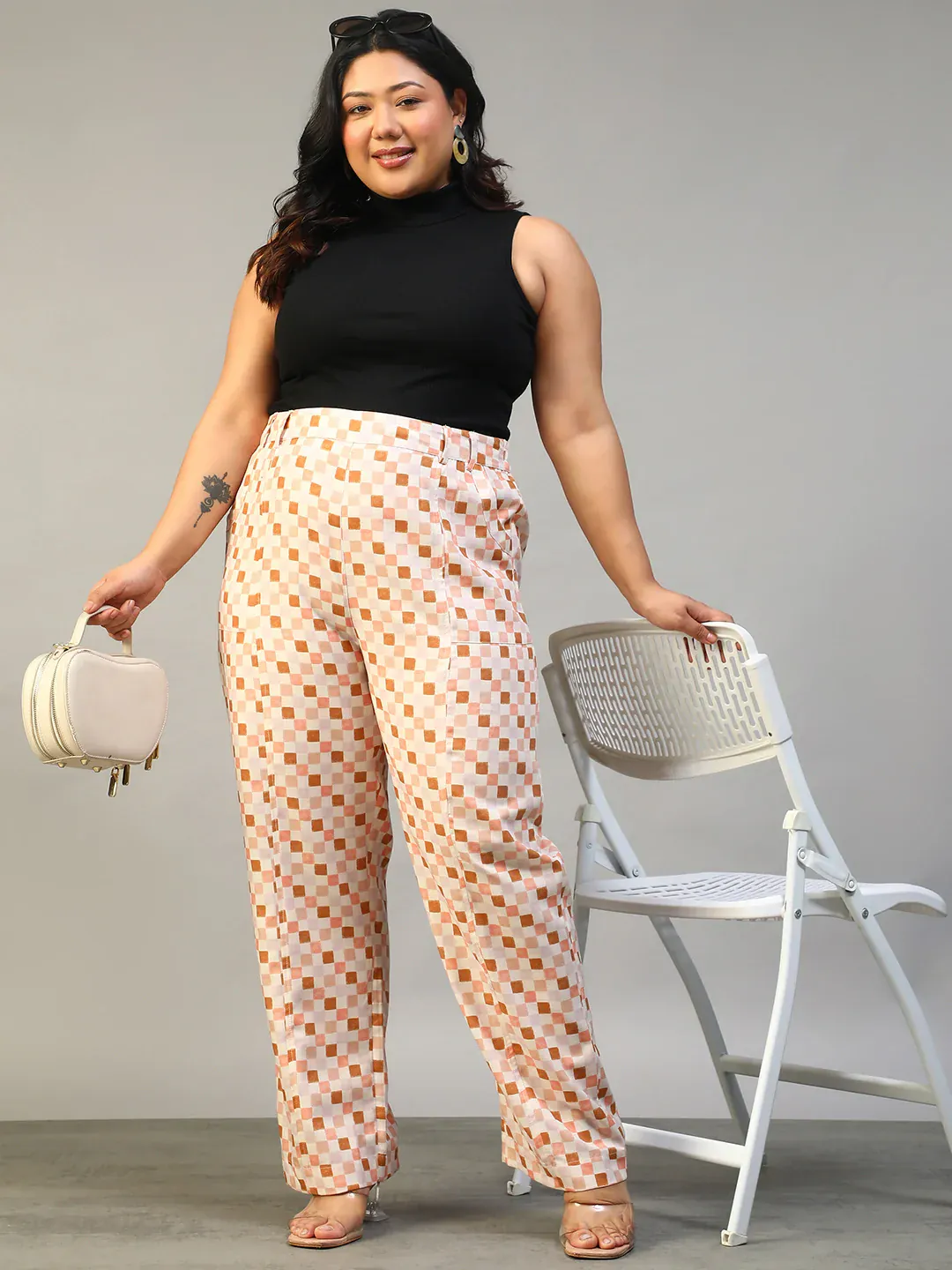 Women Plus Size Multicolor Check Print Elasticated Pants - Image 7