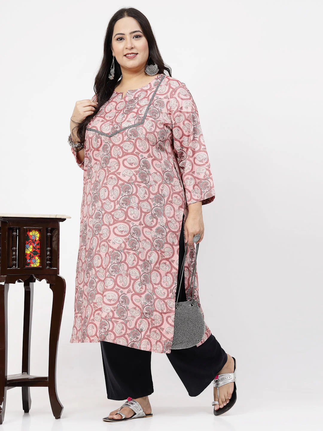 Women Plus Size Pink Printed Straight Kurta