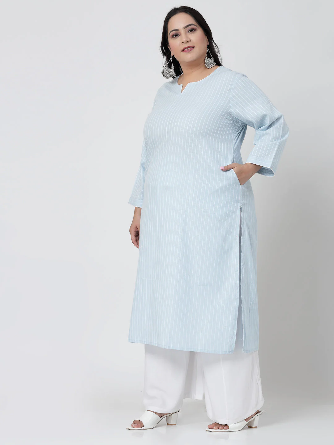 Women Plus Size Sky Blue Striped Yarn-Dyed Kurta - Image 3