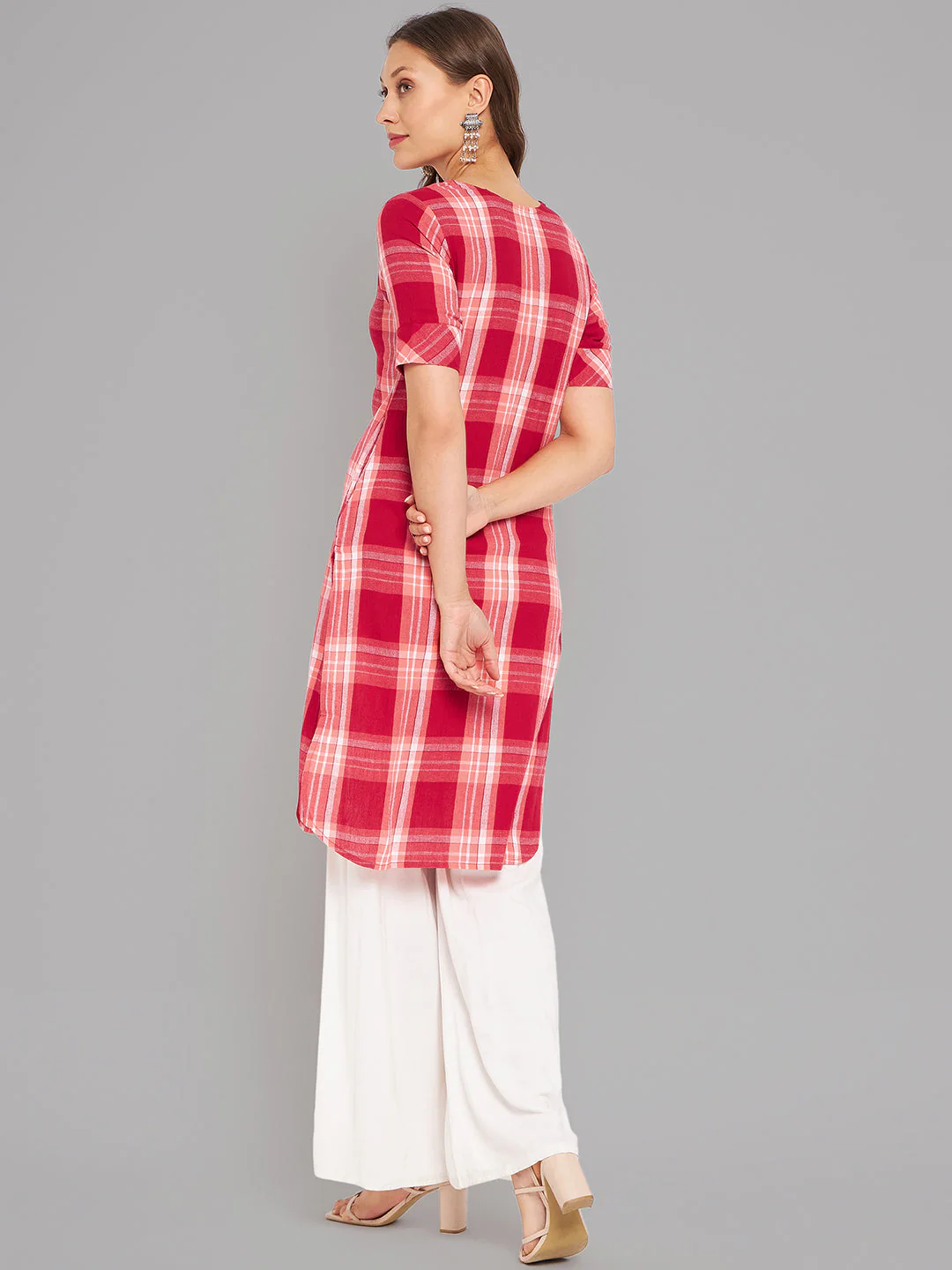 Women Red Checkered Kurta - Image 5