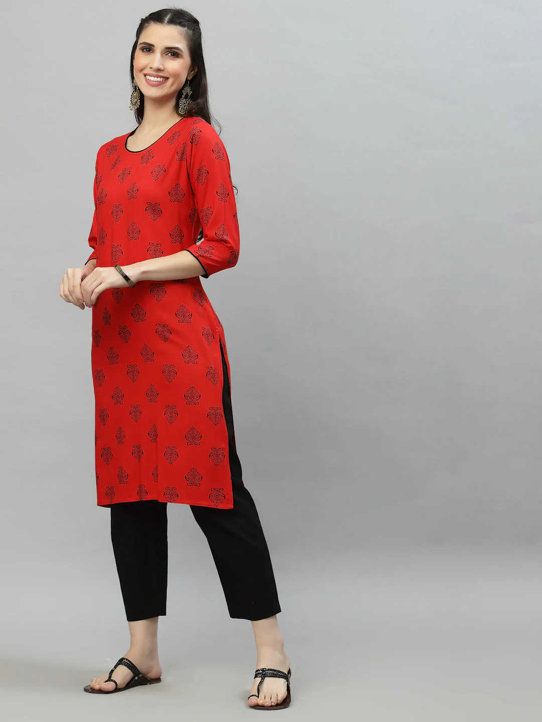 Women Red Printed Kurta - Image 4
