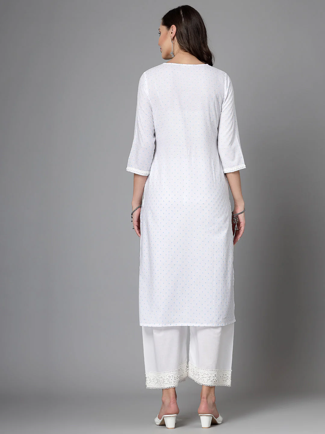 Women White Swiss-Dot Kurta With Lace - Image 6