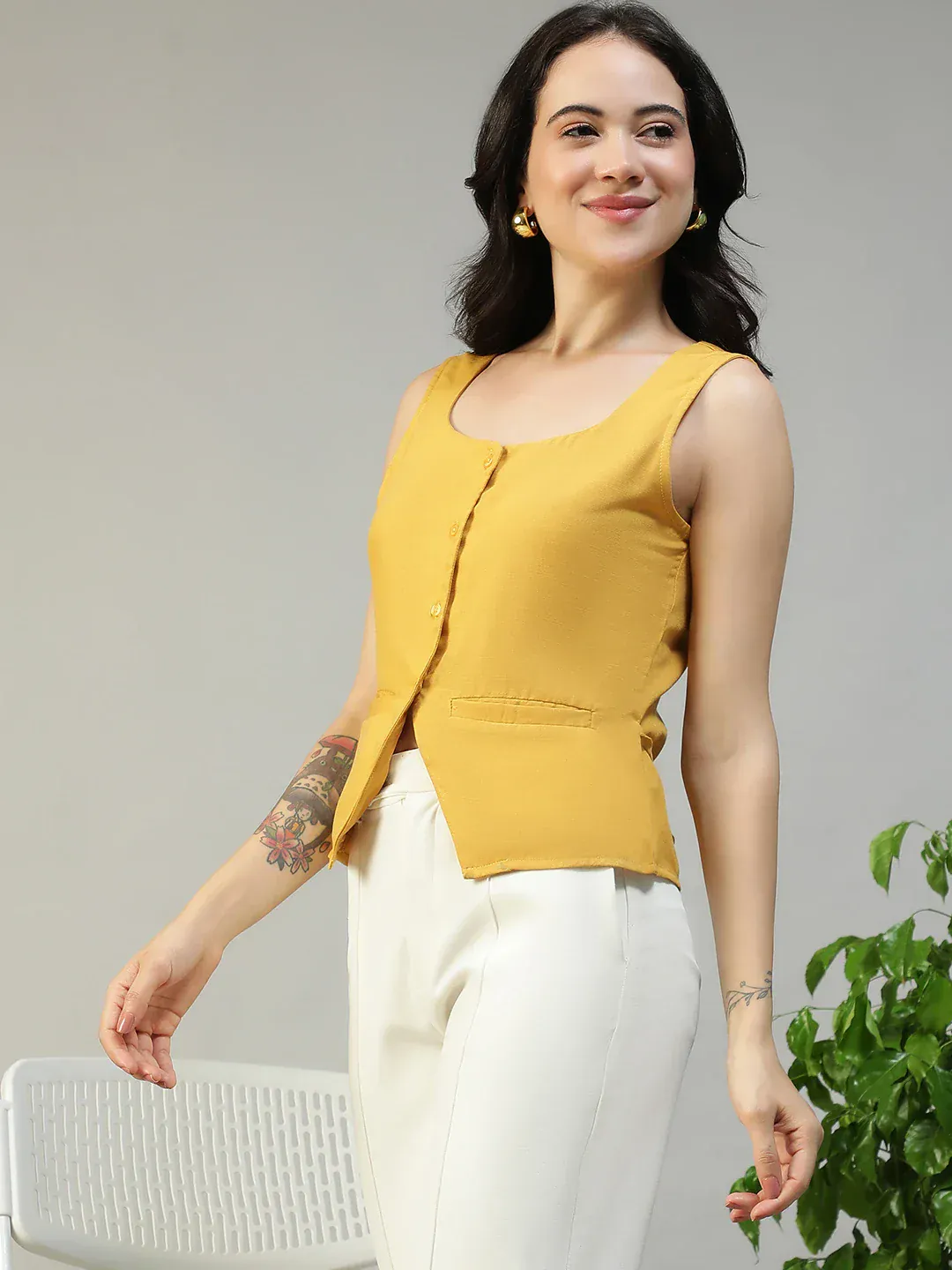 Women Yellow Button Down Sleeveless Top With Back Tie-Up Belt - Image 4
