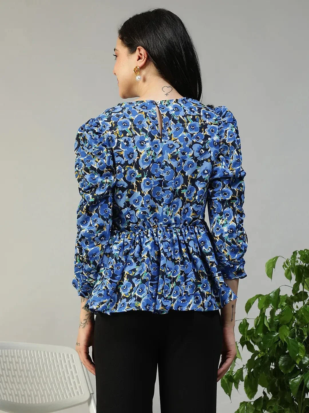 Women's Blue Floral Puff Sleeve Top - Image 5