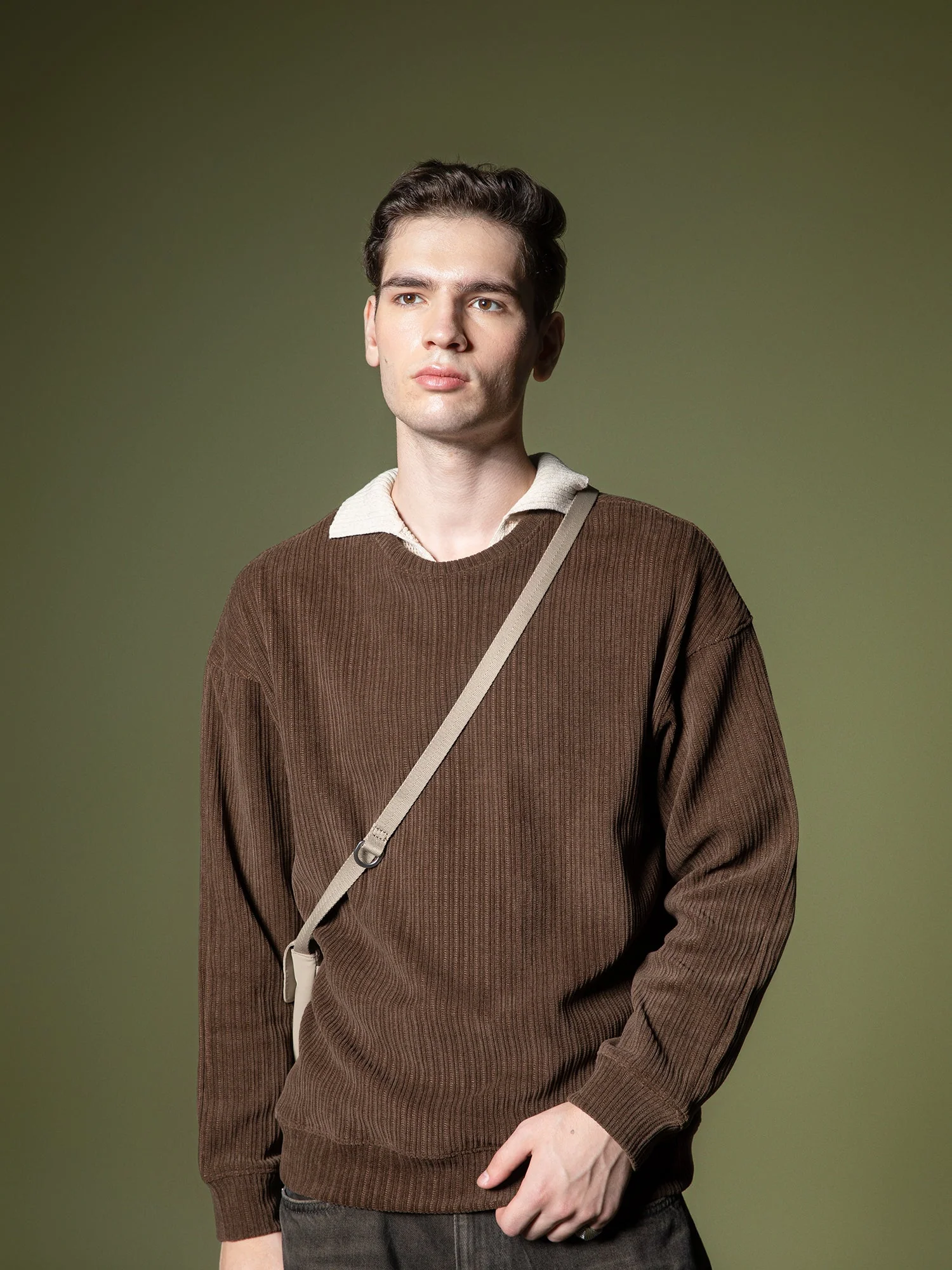 Woven texture sweatshirt - Image 8