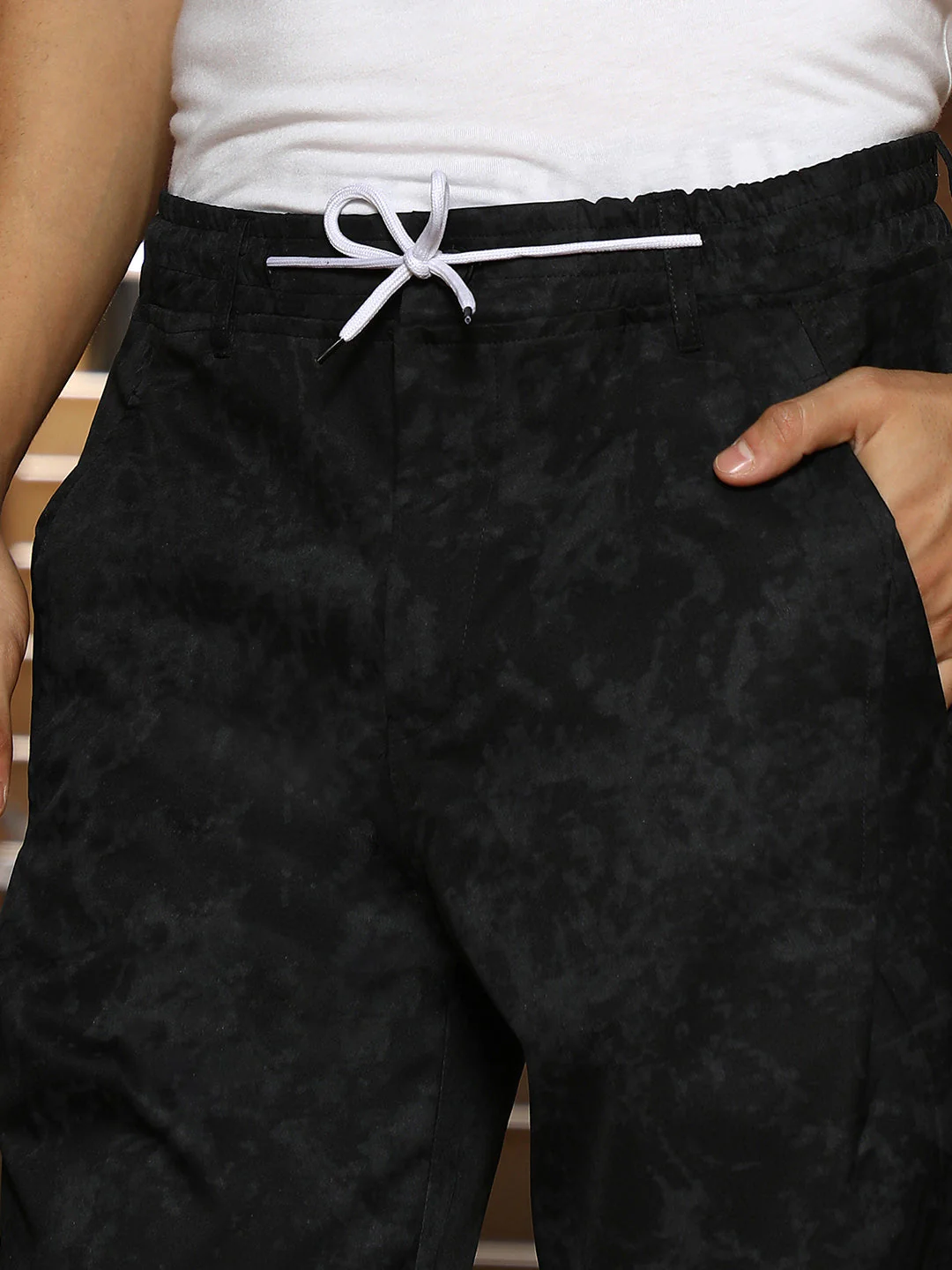 XYNG Splatter-Imprint Straight-Fit Trousers - Image 7