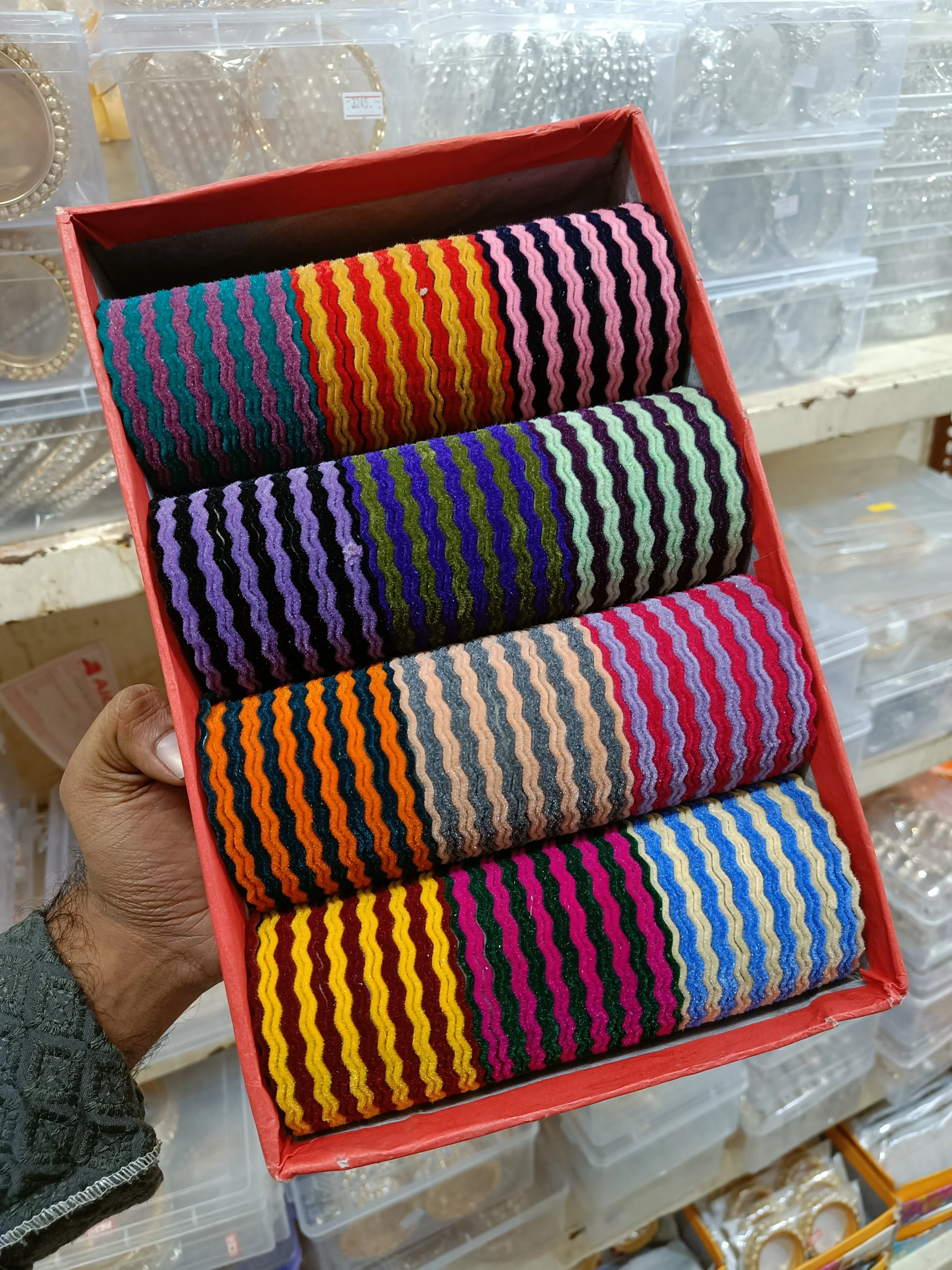 ZIG BANGLES - Image 3