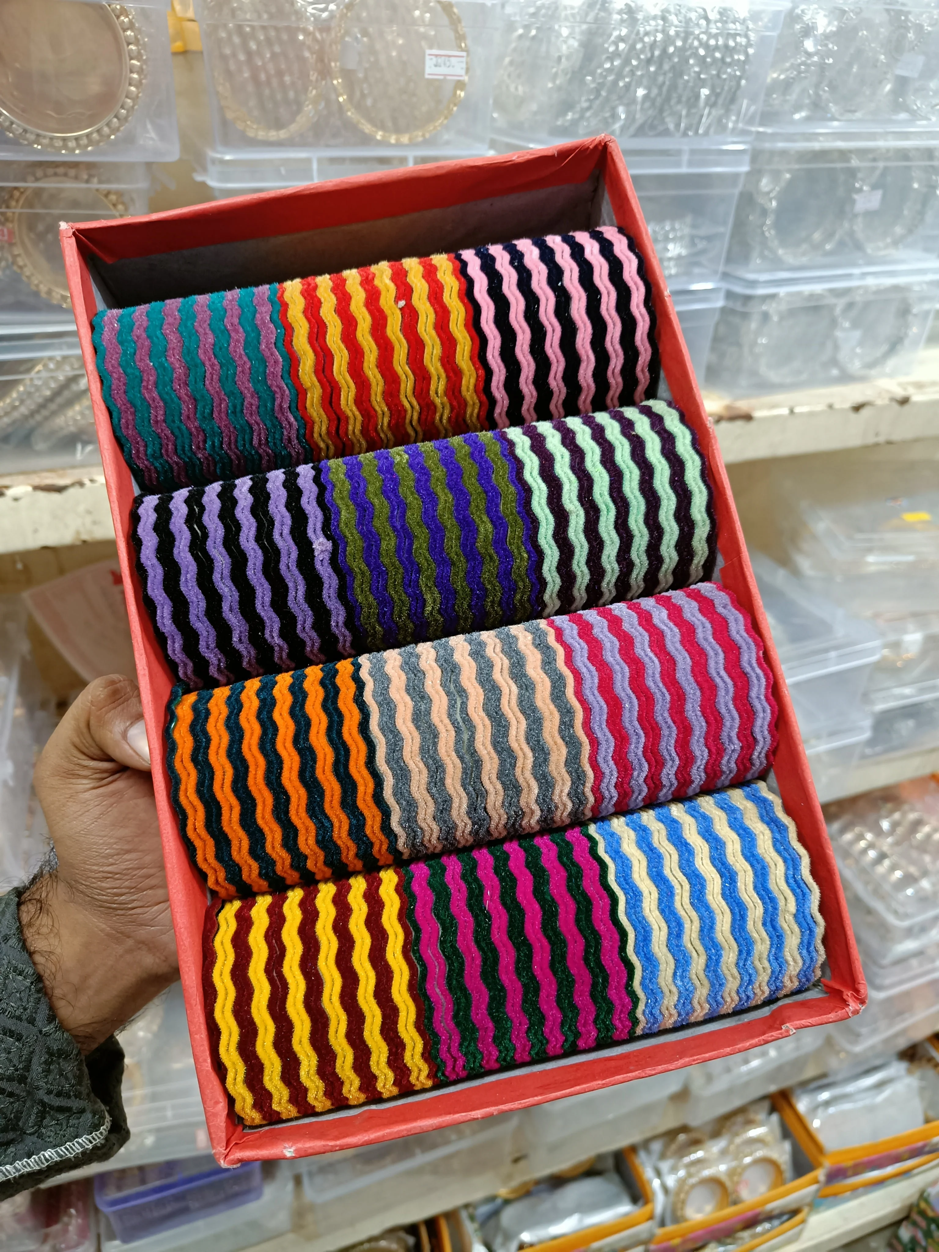 ZIG BANGLES - Image 4